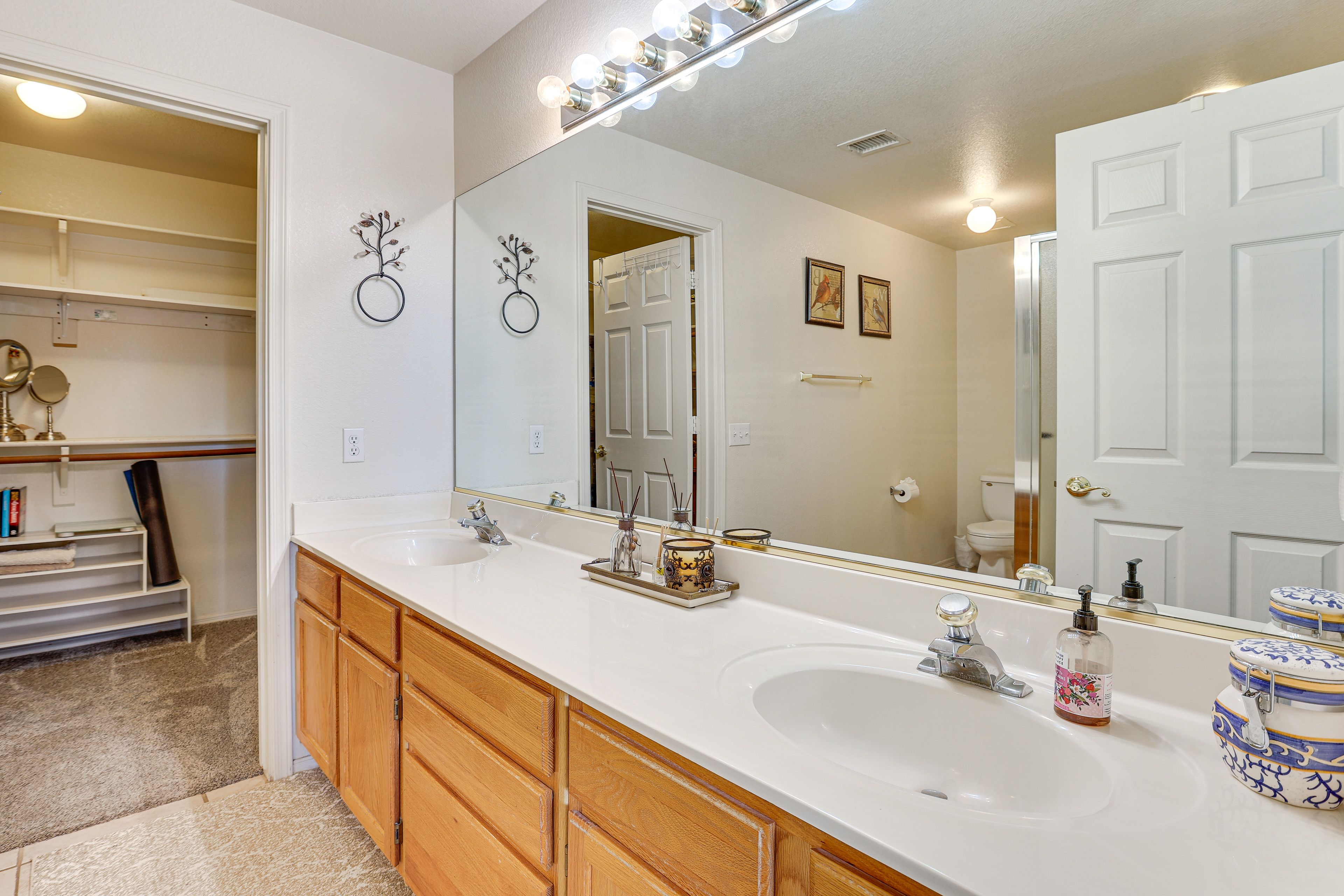 Full Bathroom | Hair Dryer