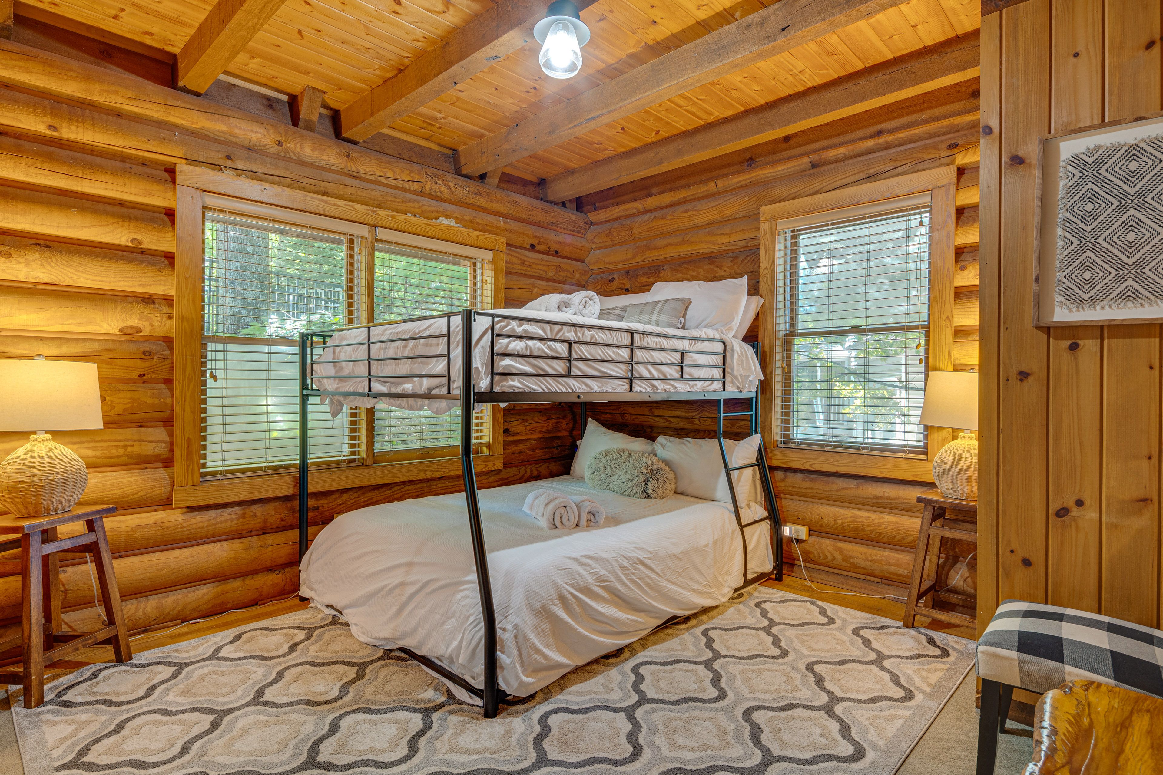 Bedroom 2 | Queen Bunk Bed