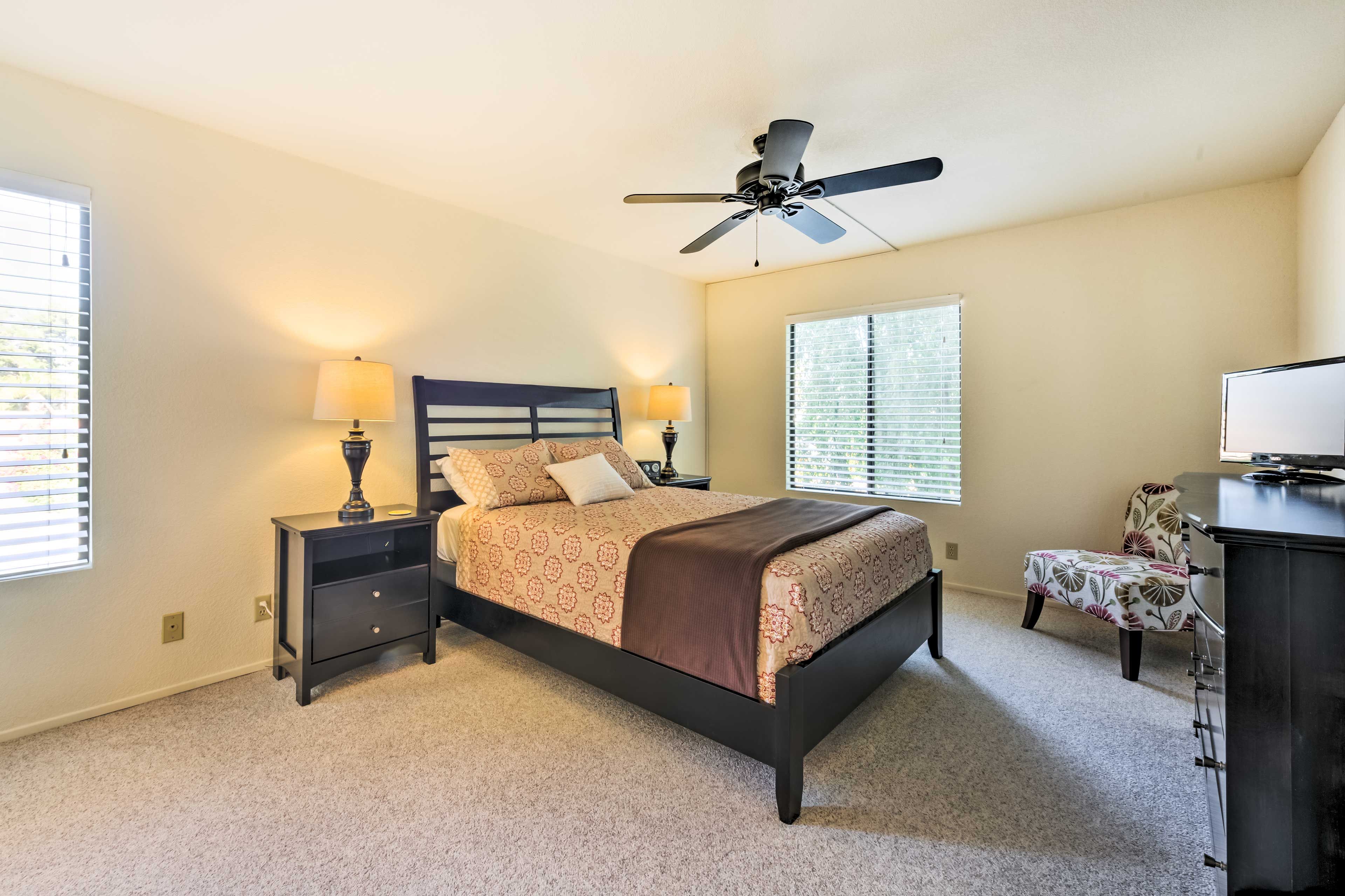 Bedroom 1 | Queen Bed | Linens Provided