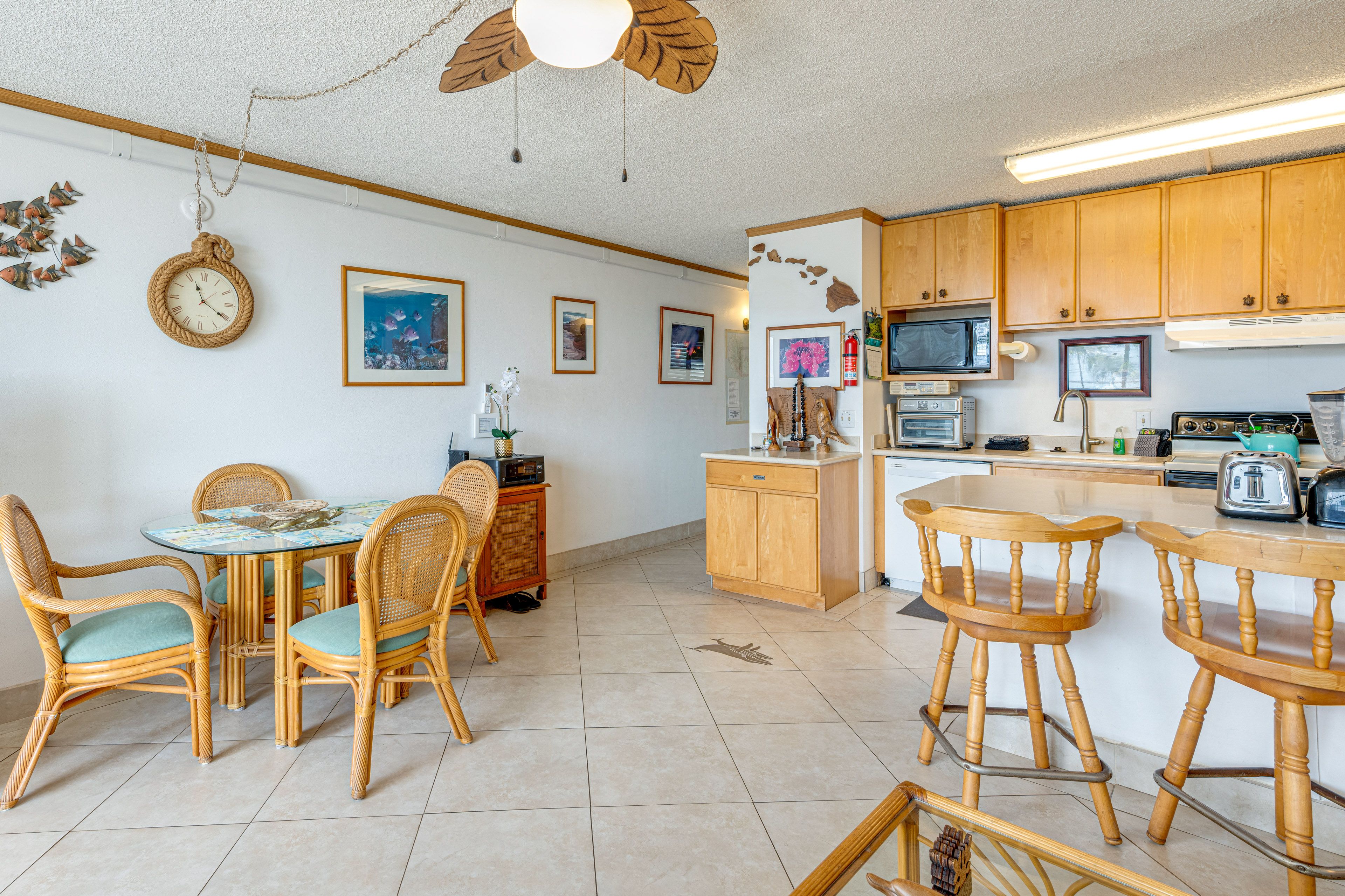 Interior | Open Floor Plan | Free WiFi