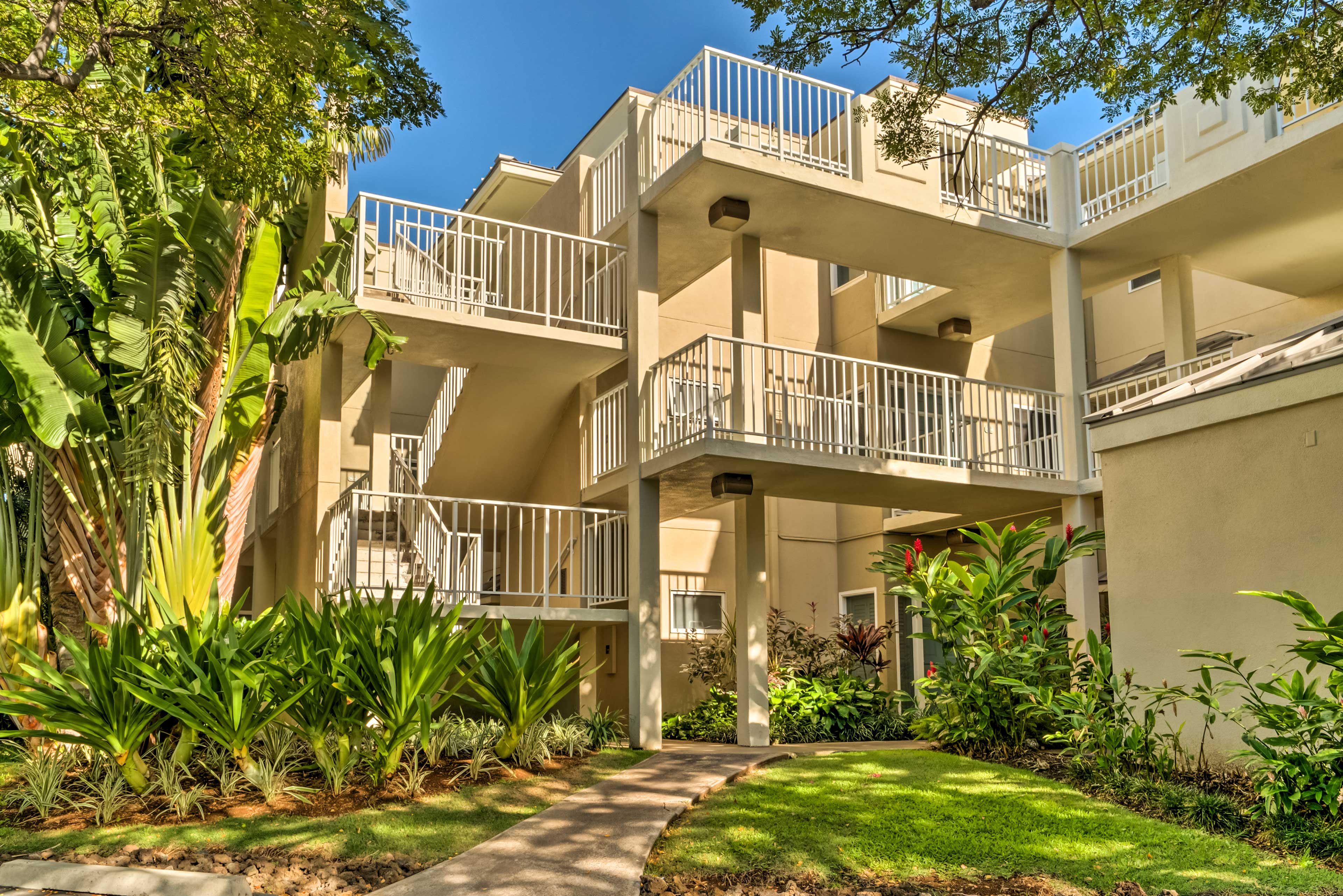 Condo Exterior | Reserved Parking (1 Vehicle)