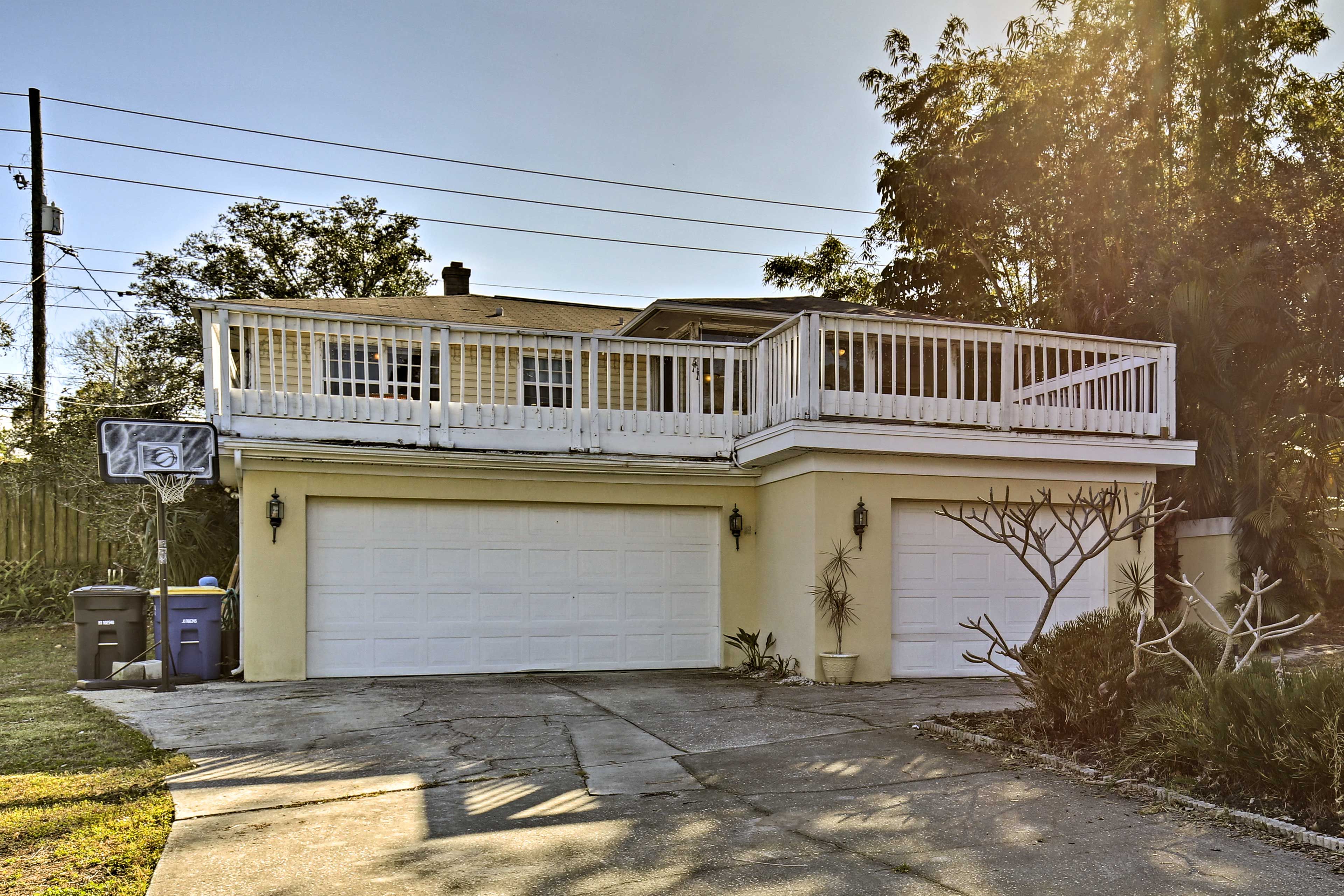 Welcome to your Clearwater home-away-from-home!