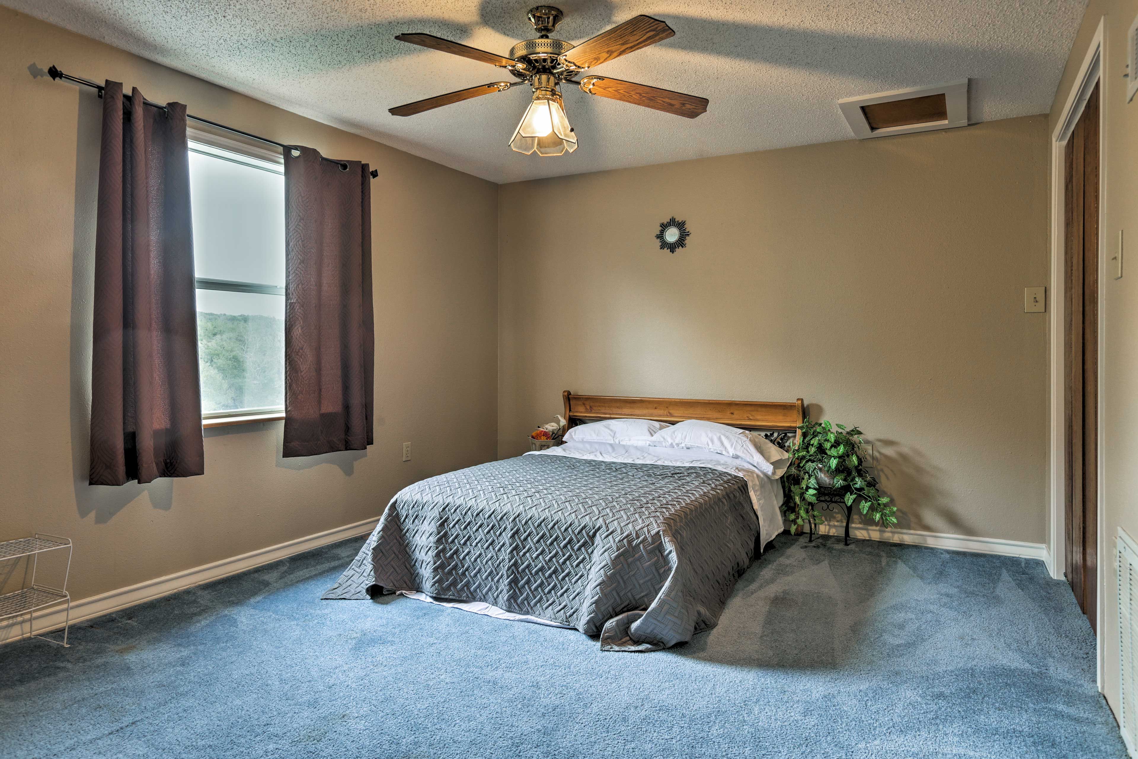 Loft | Full Bed