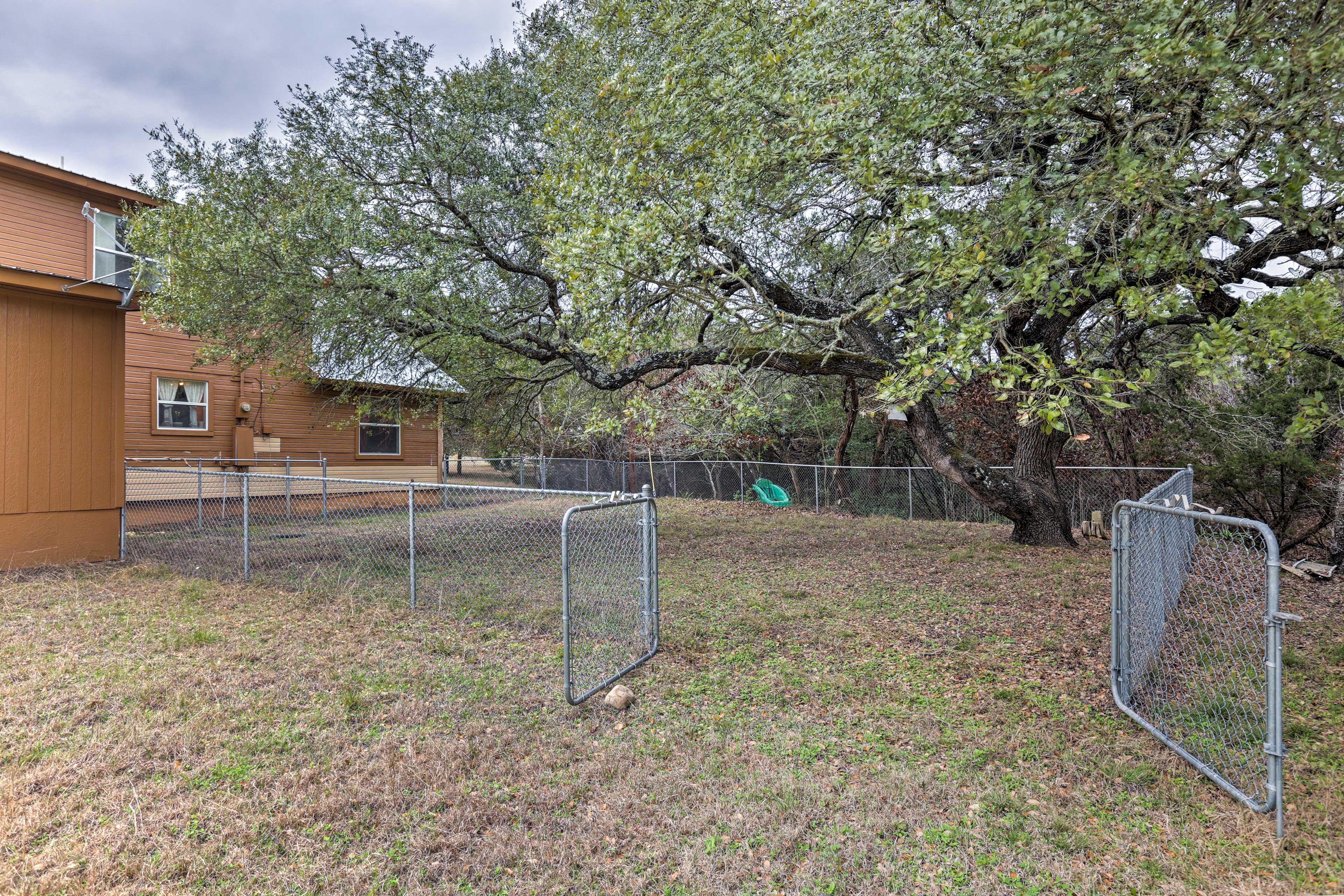 Fenced-In Yard