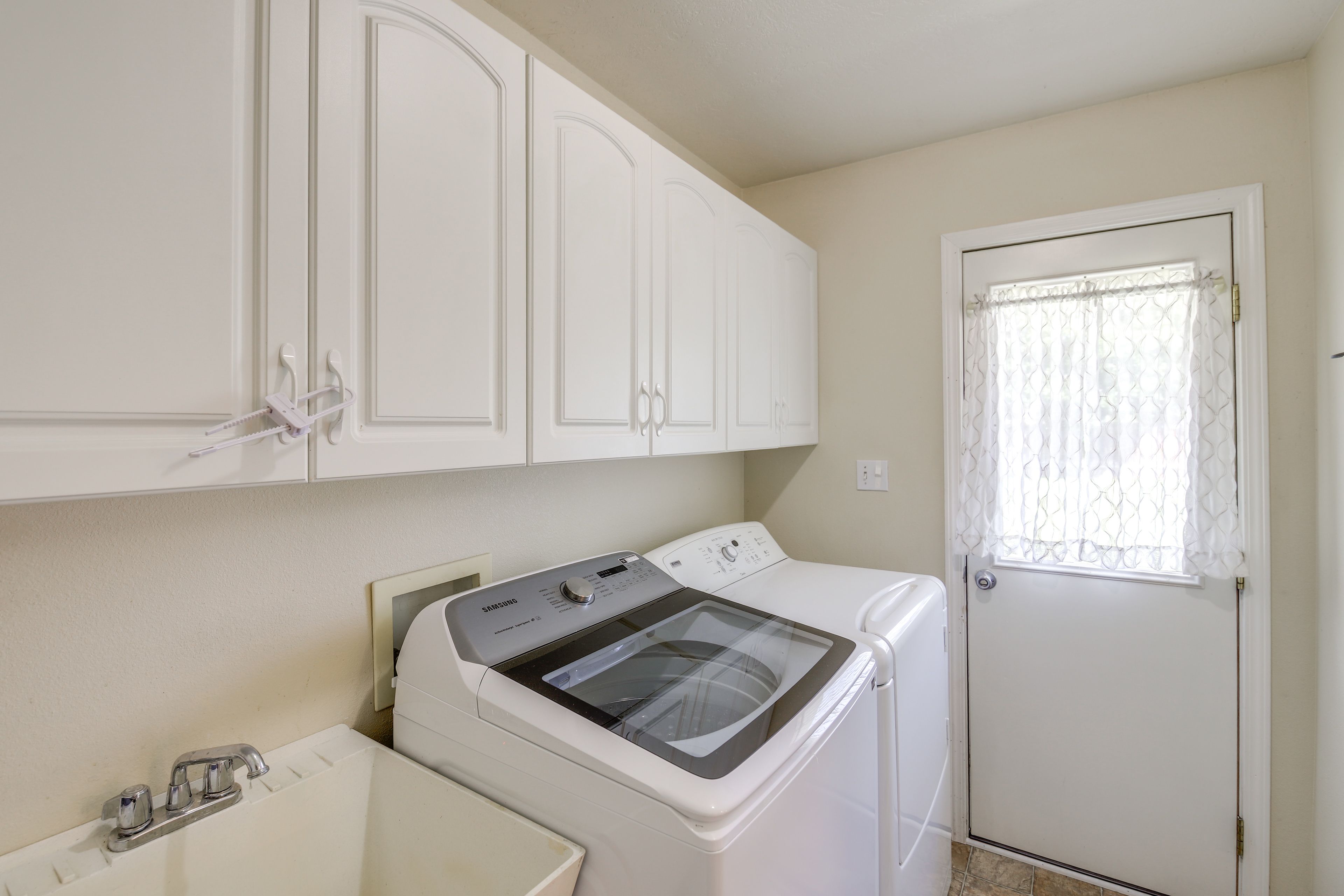 Laundry Room | 1st Floor