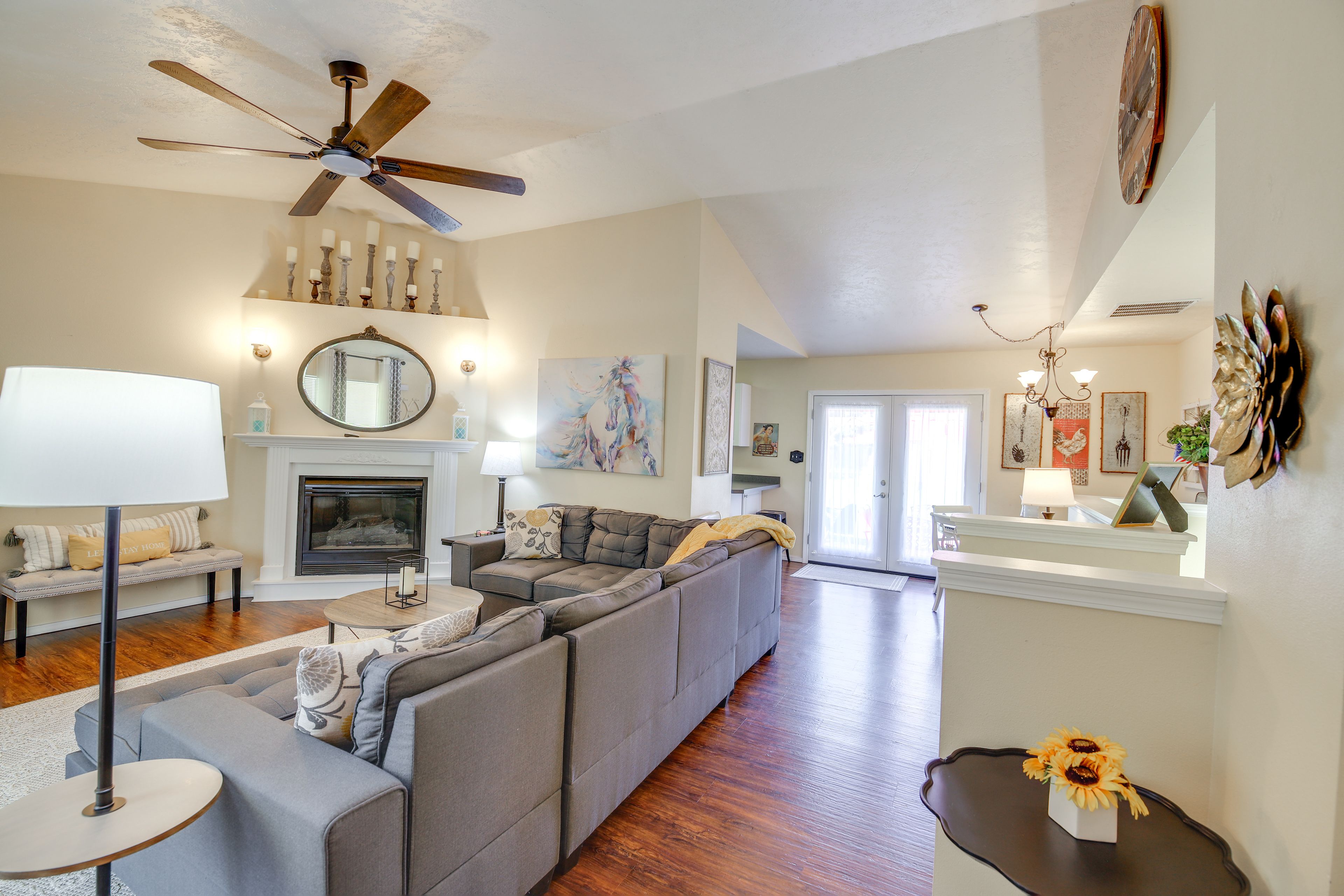 Living Room | Fireplace | Free WiFi | 1st Floor