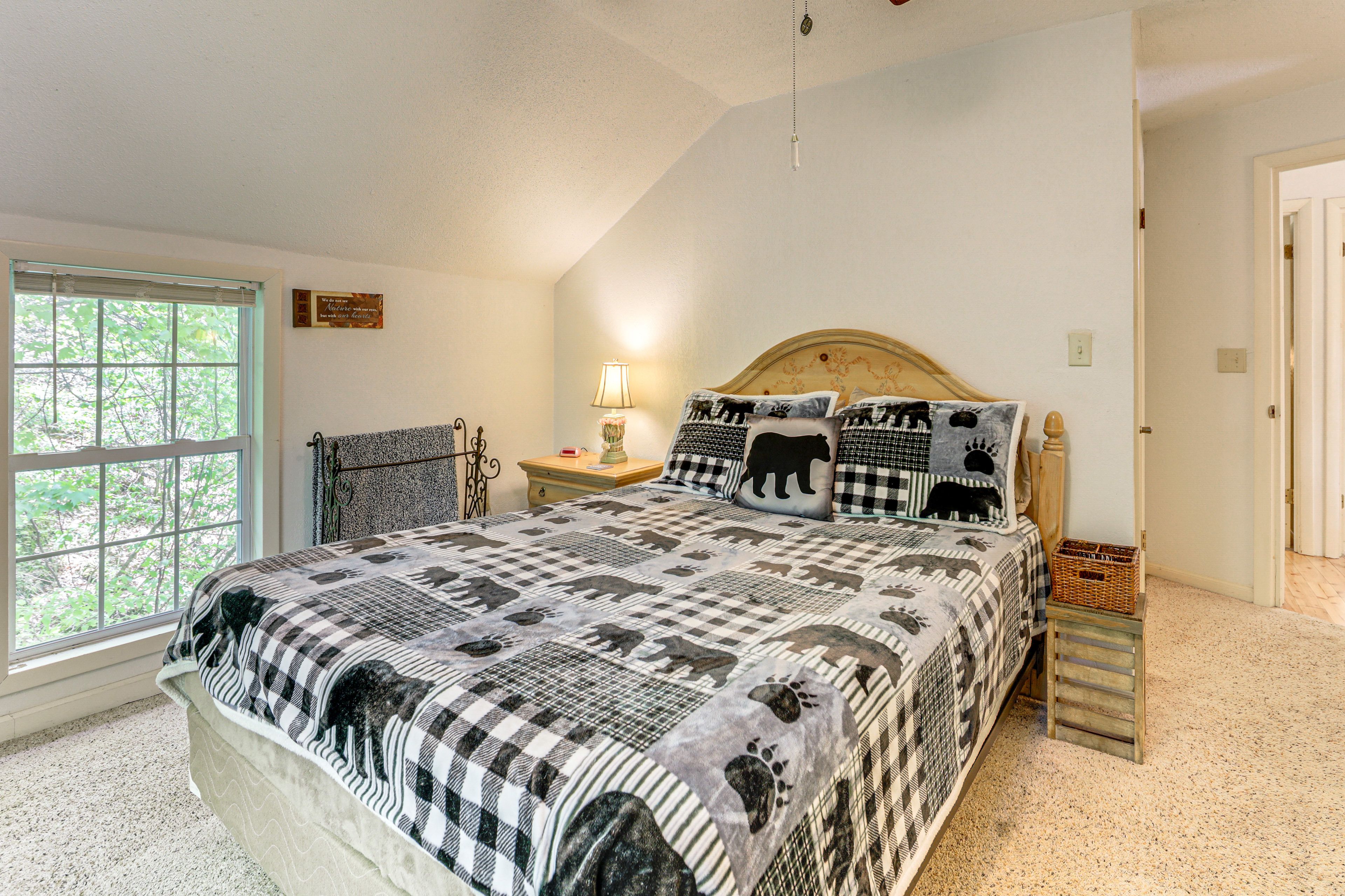 Bedroom 1 | Queen Bed | Linens Provided
