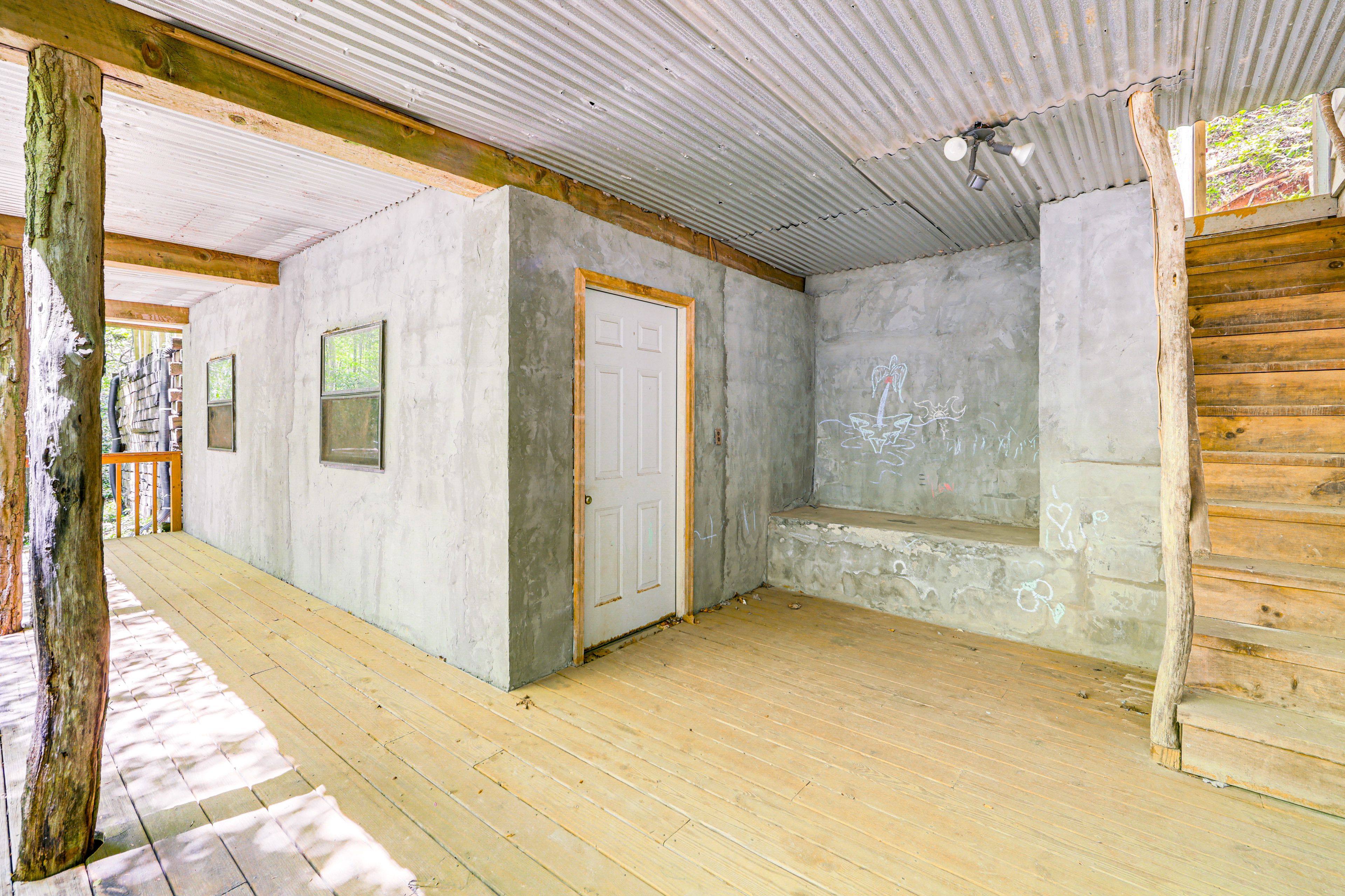 Lower Deck
