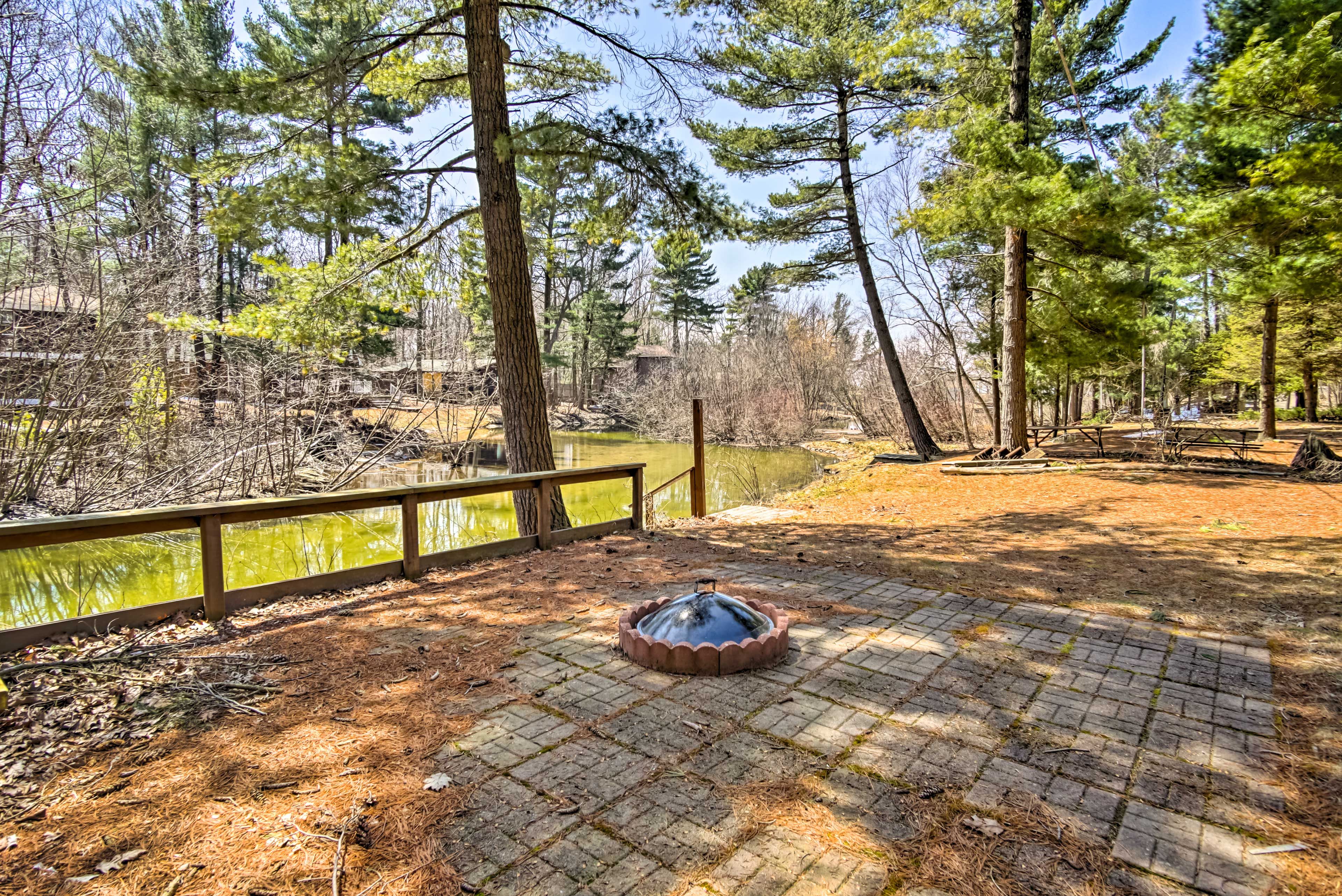 Exterior | Fire Pit