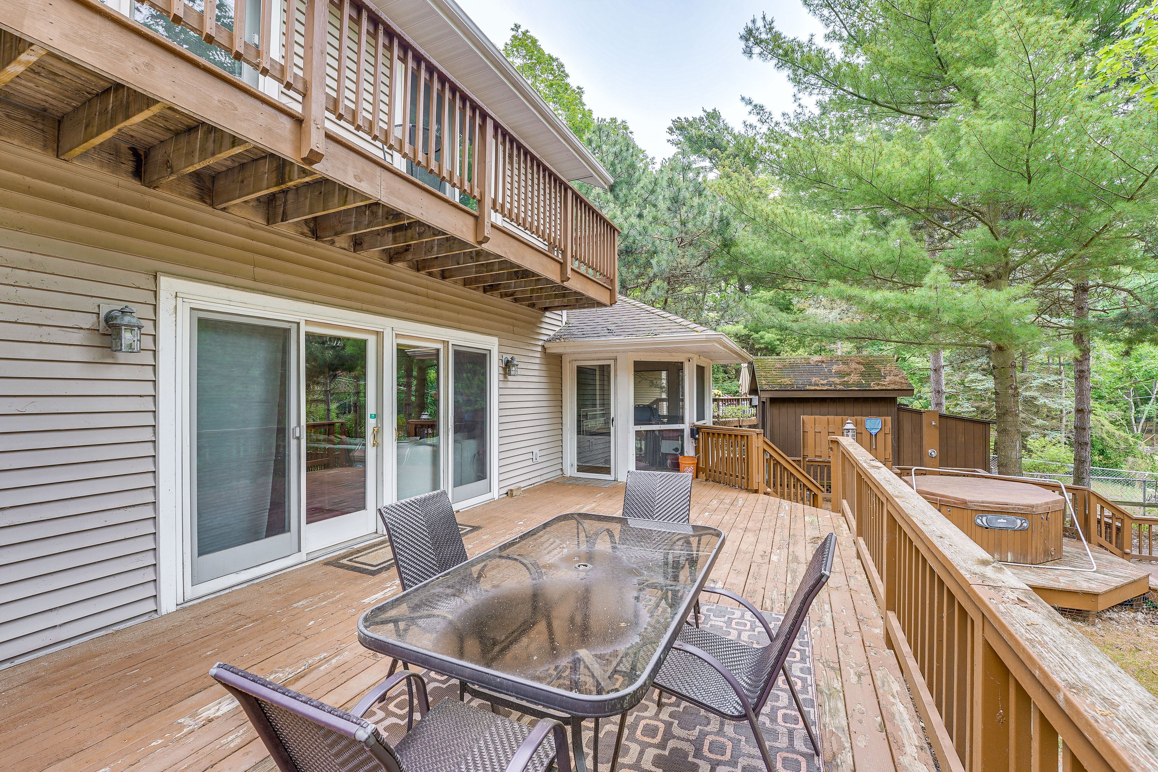 Deck
