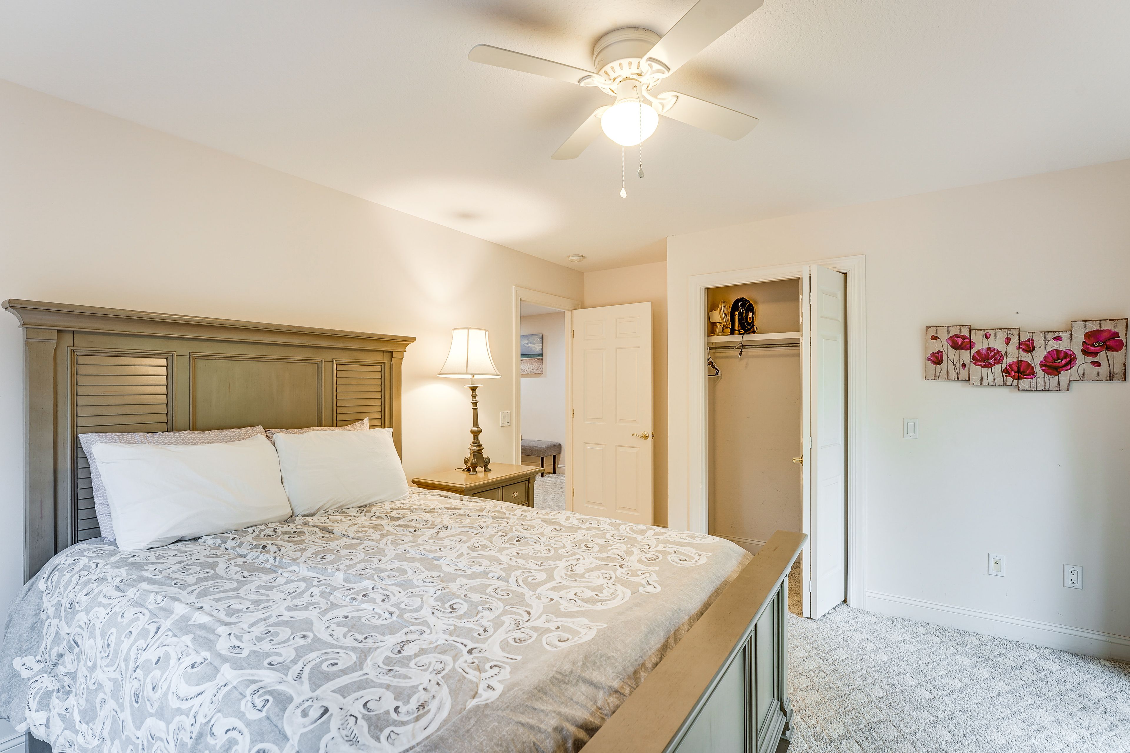 Bedroom 3 | Queen Bed