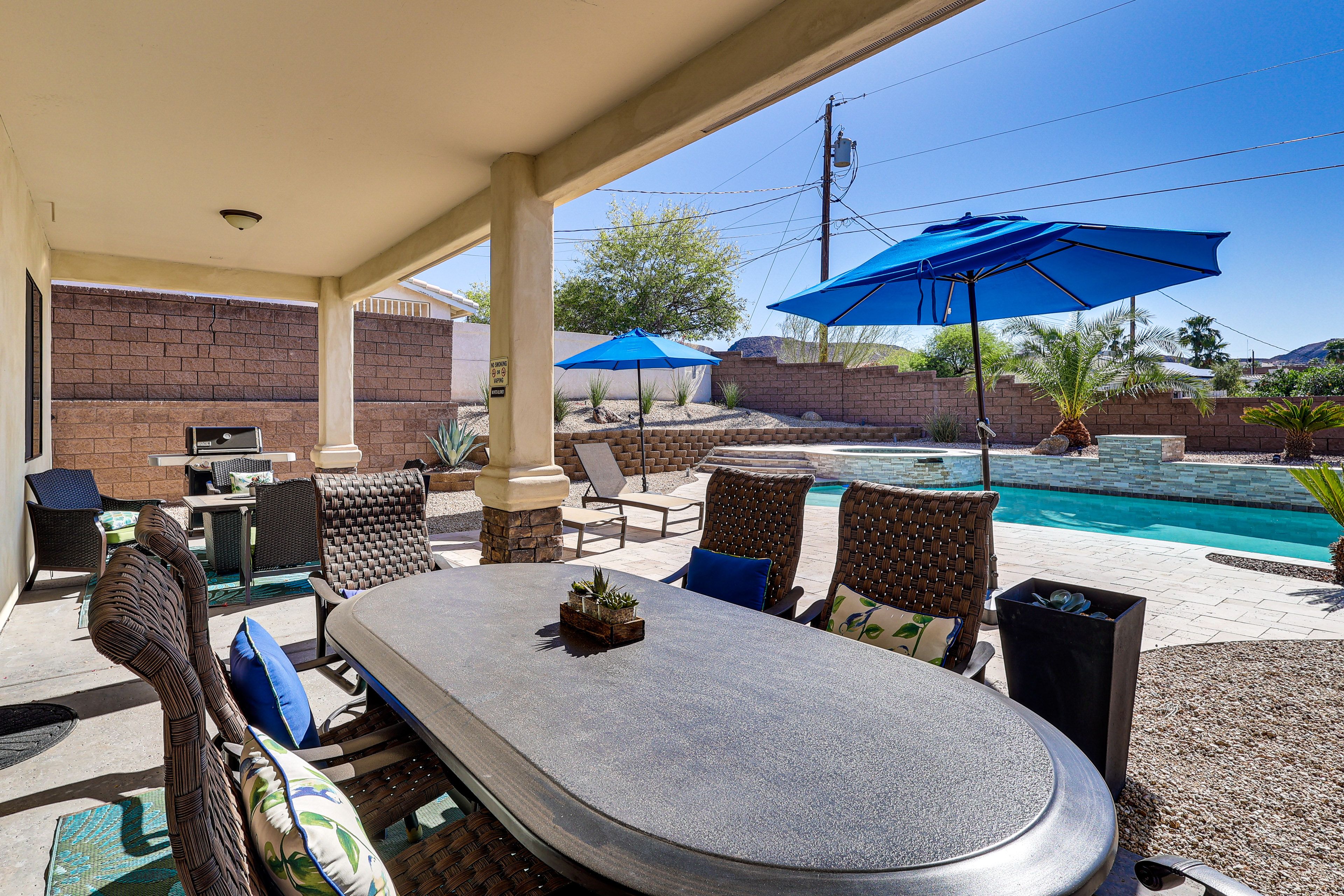 Backyard | Covered Patio | Outdoor Dining Area