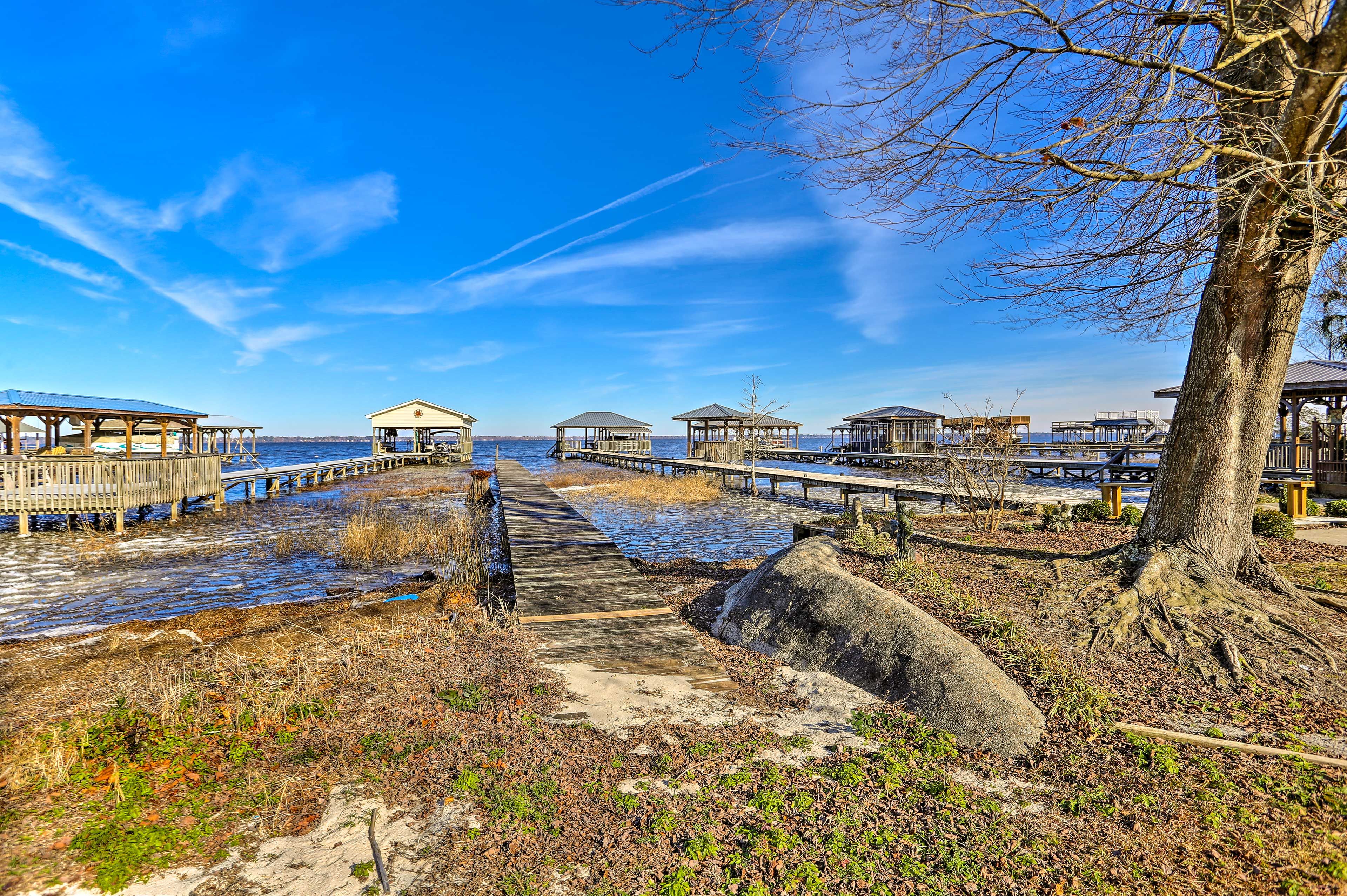 House Exterior | Shared Pier