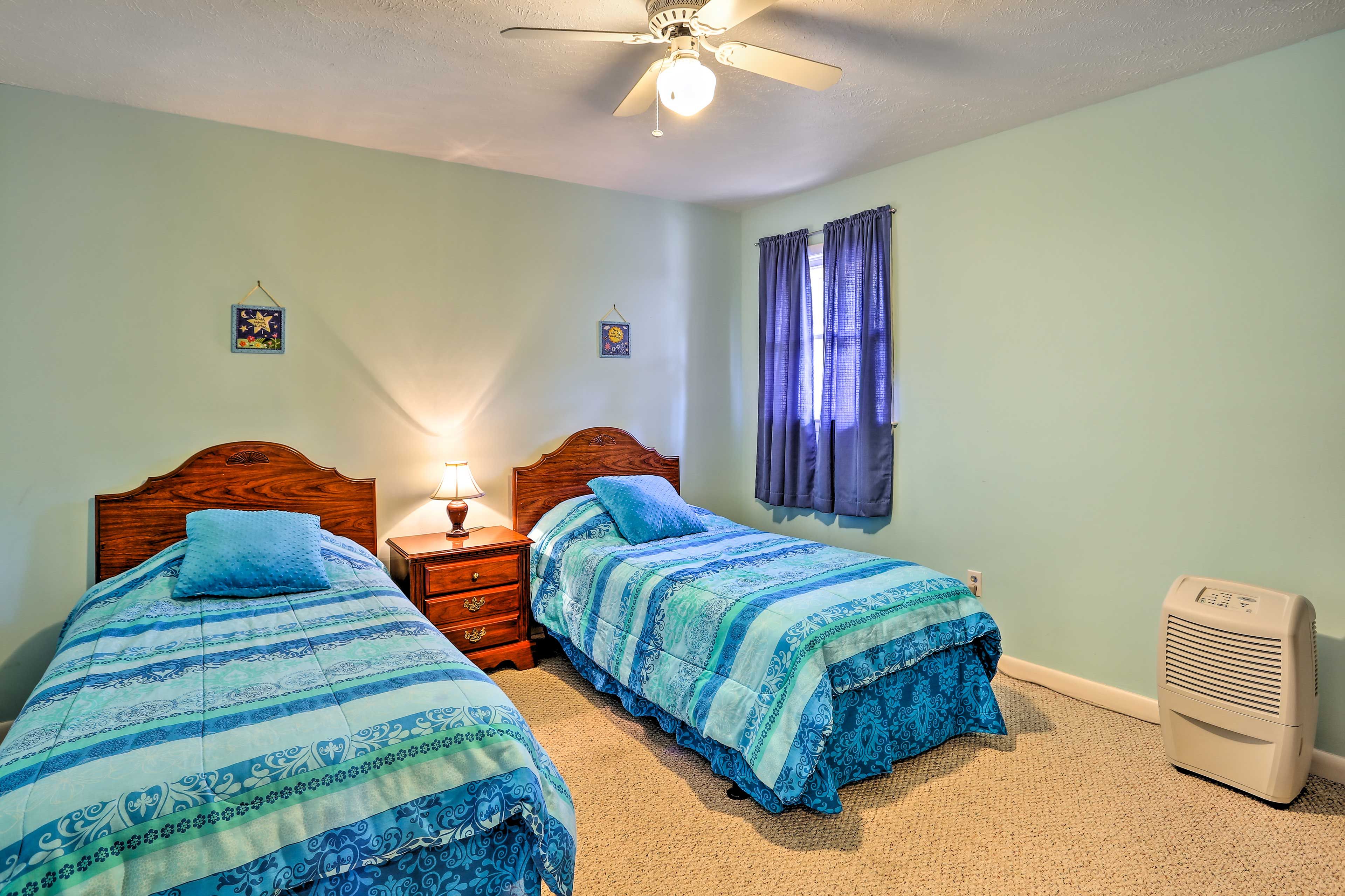 Bedroom 3 | 2 Twin Beds