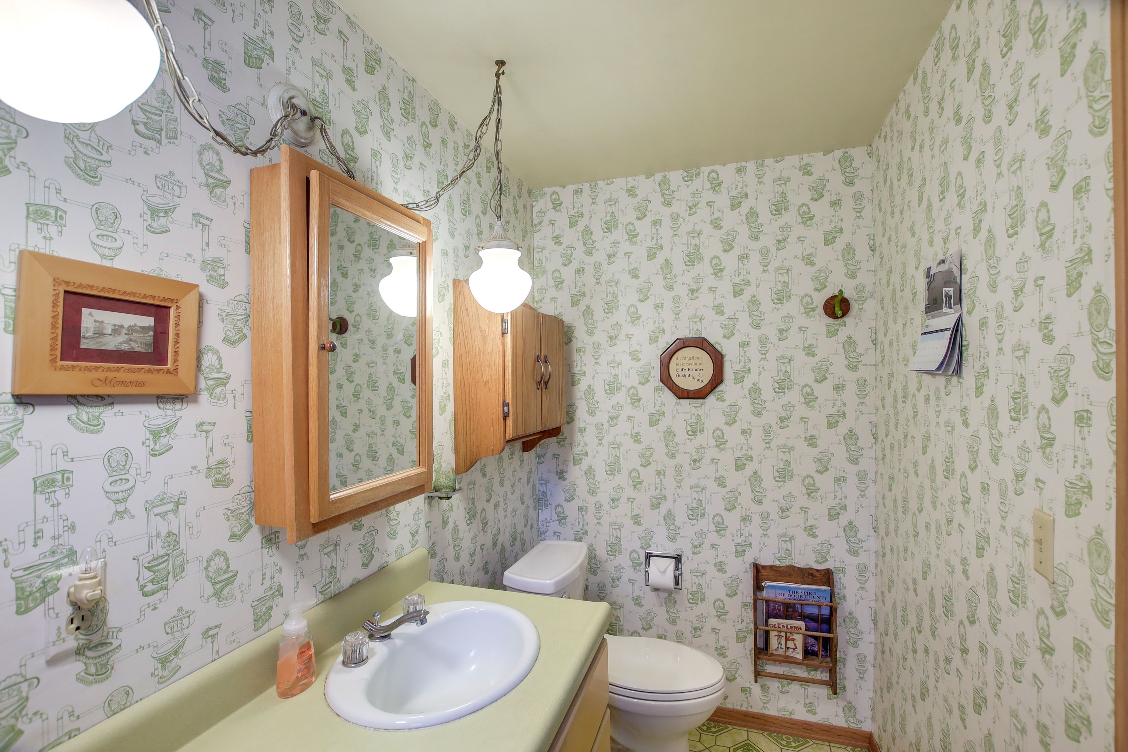 Full Bathroom