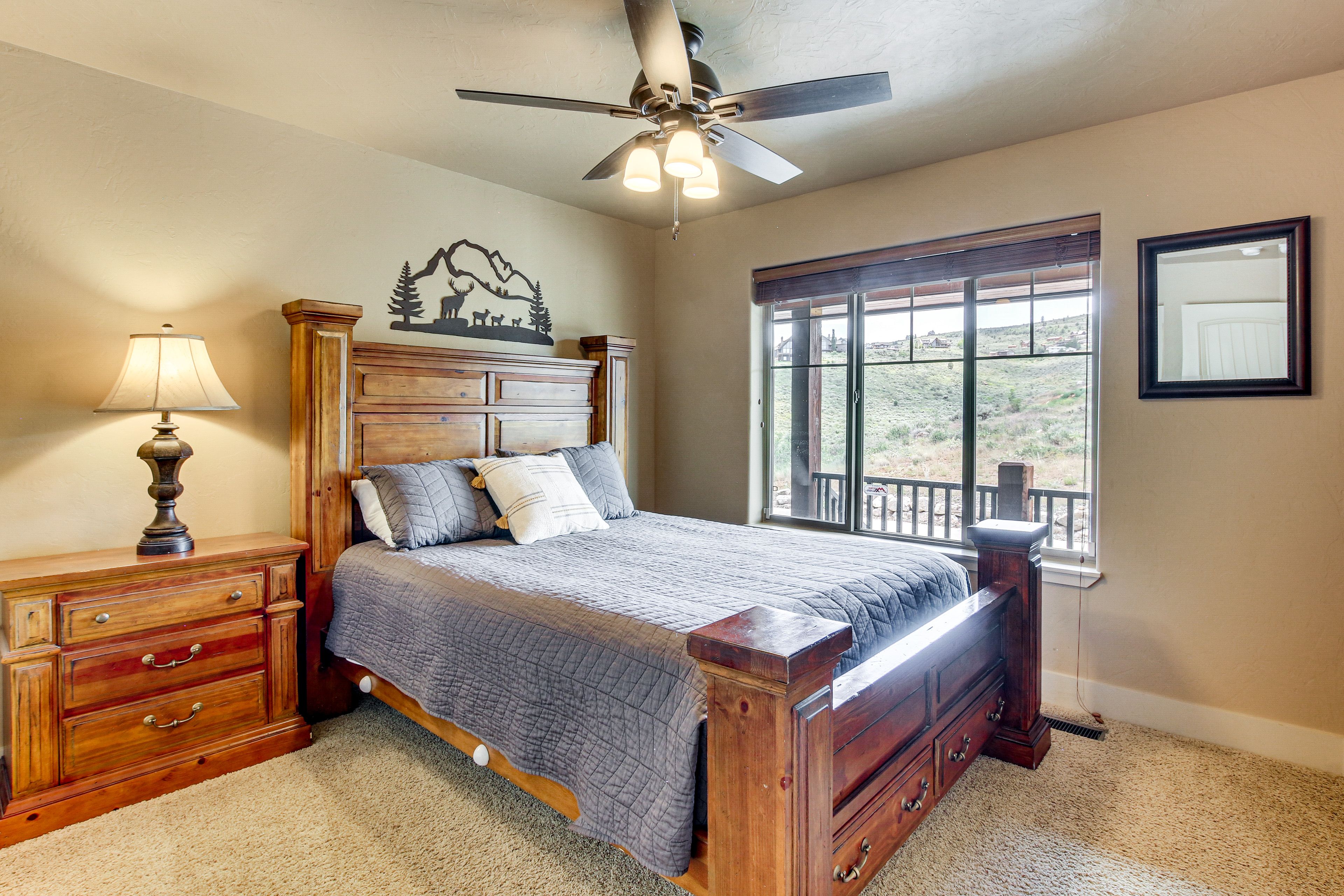 Bedroom 6 | King Bed
