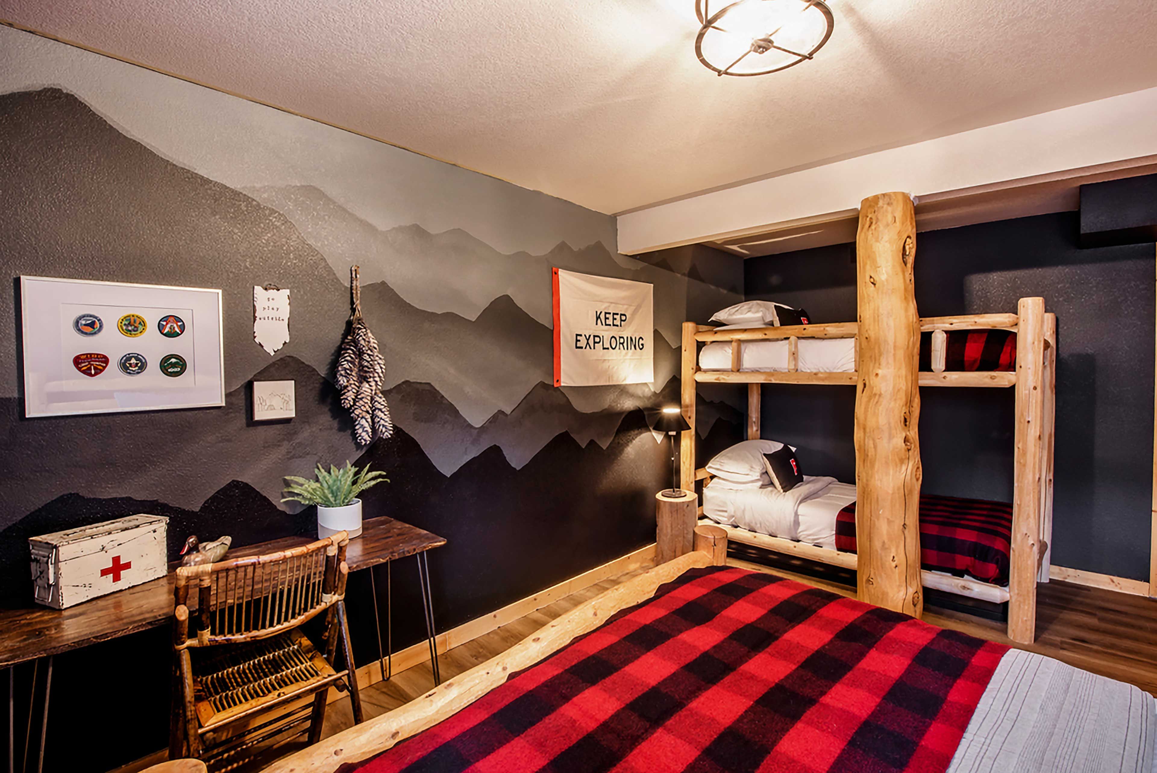 Bedroom 2 | Queen Bed, Twin Bunk Bed