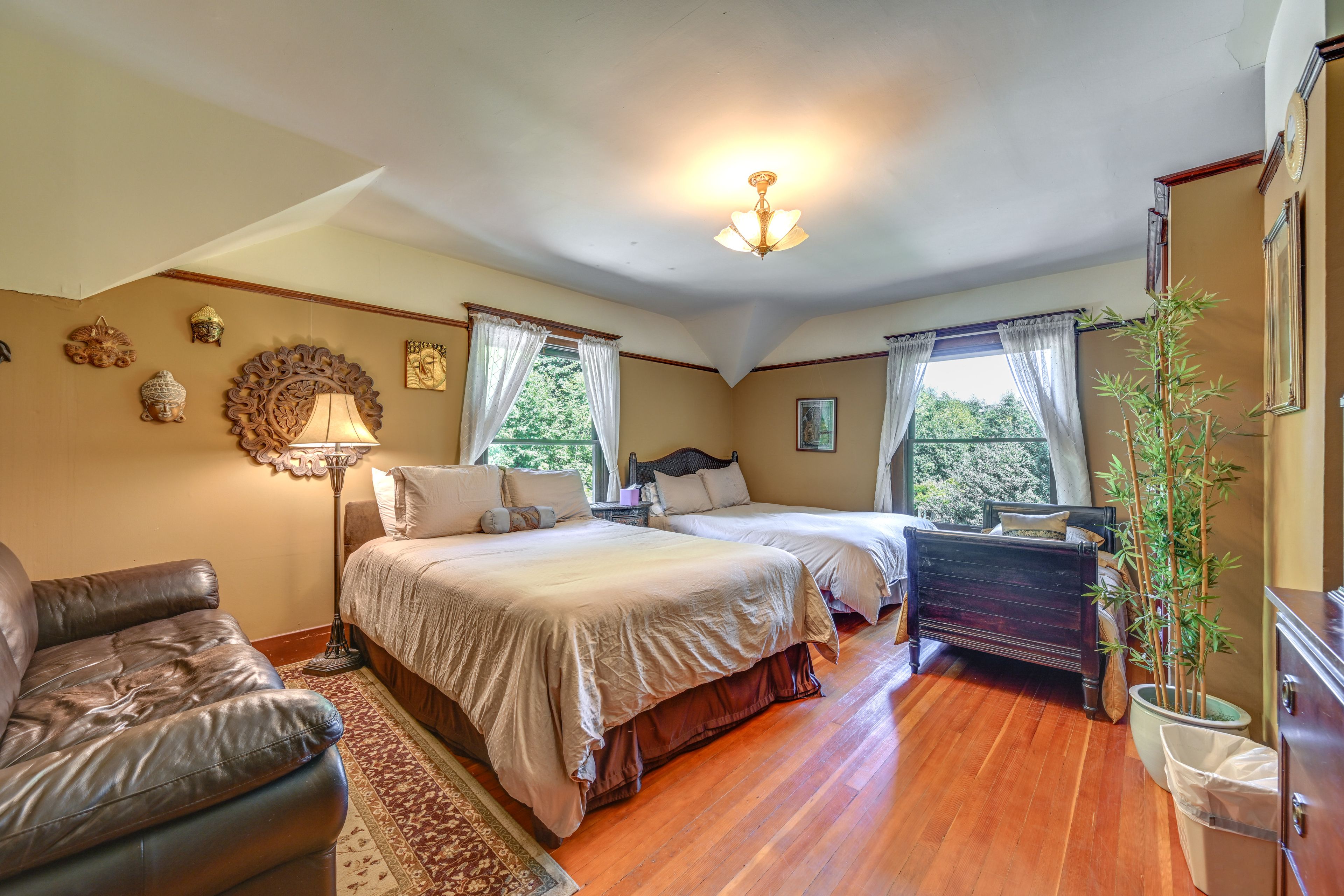 Bedroom 5 | 2 Queen Beds | Twin Bed