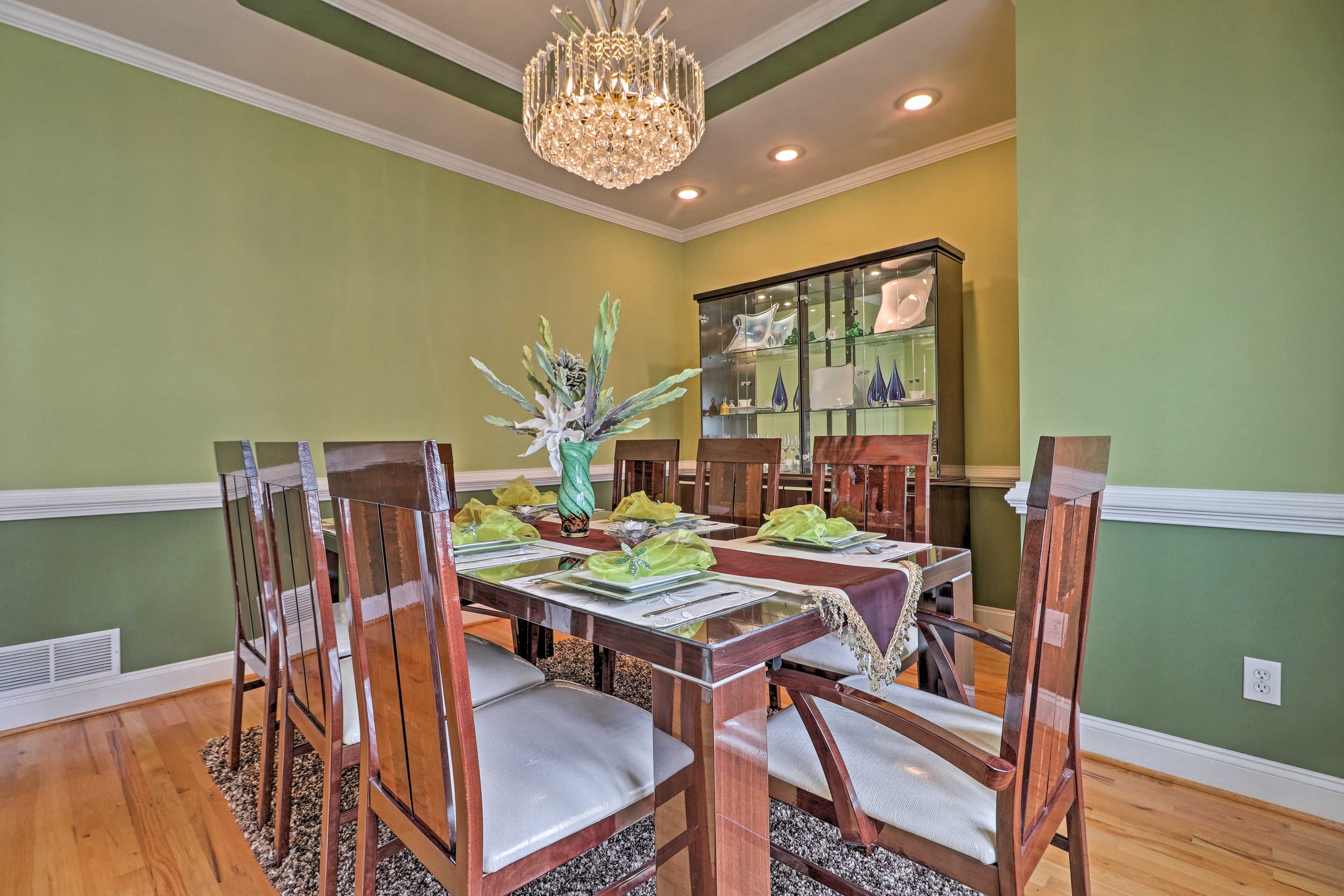 Dining Room | Dishware/Flatware
