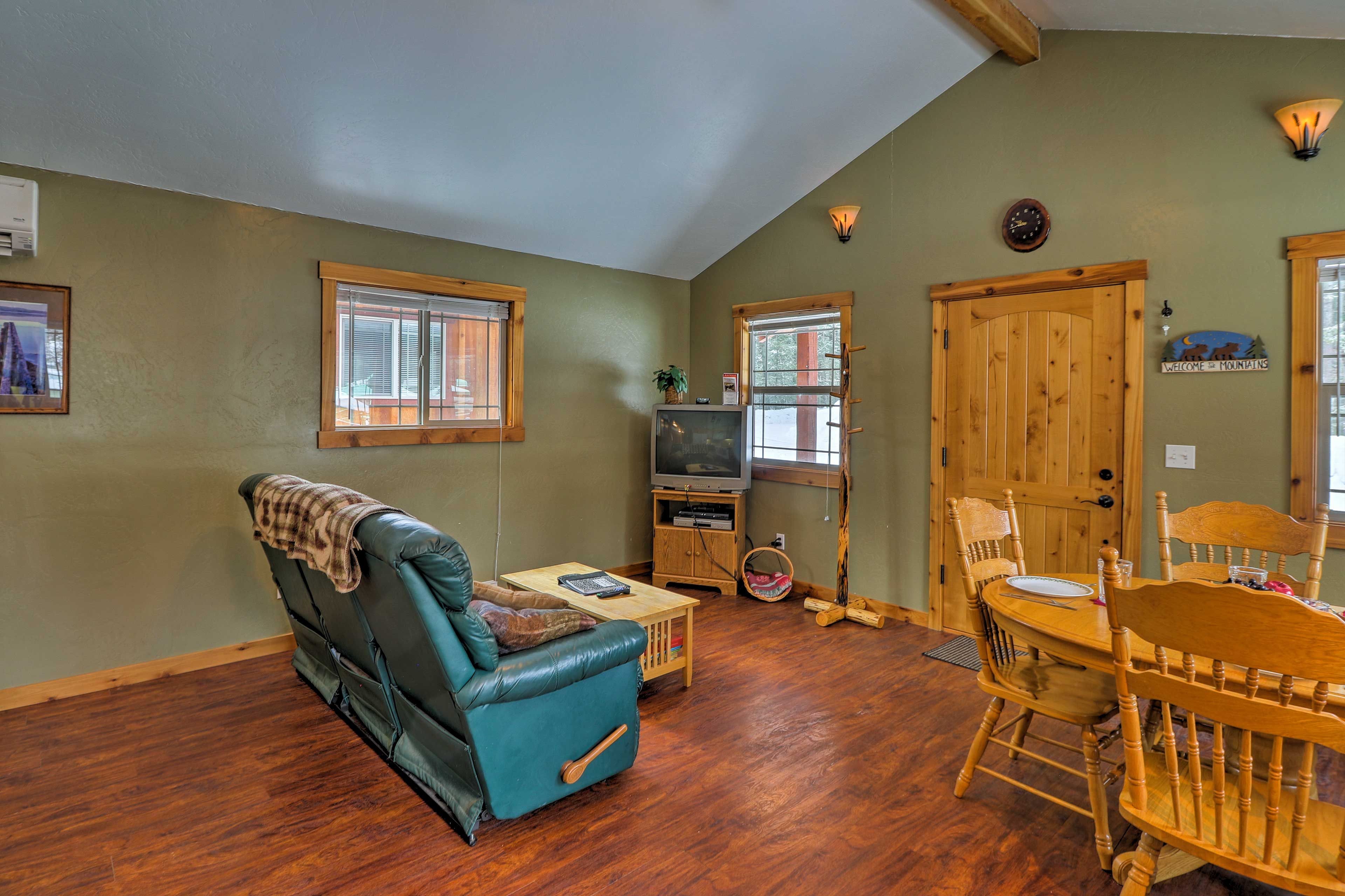 Living Area | Satellite TV