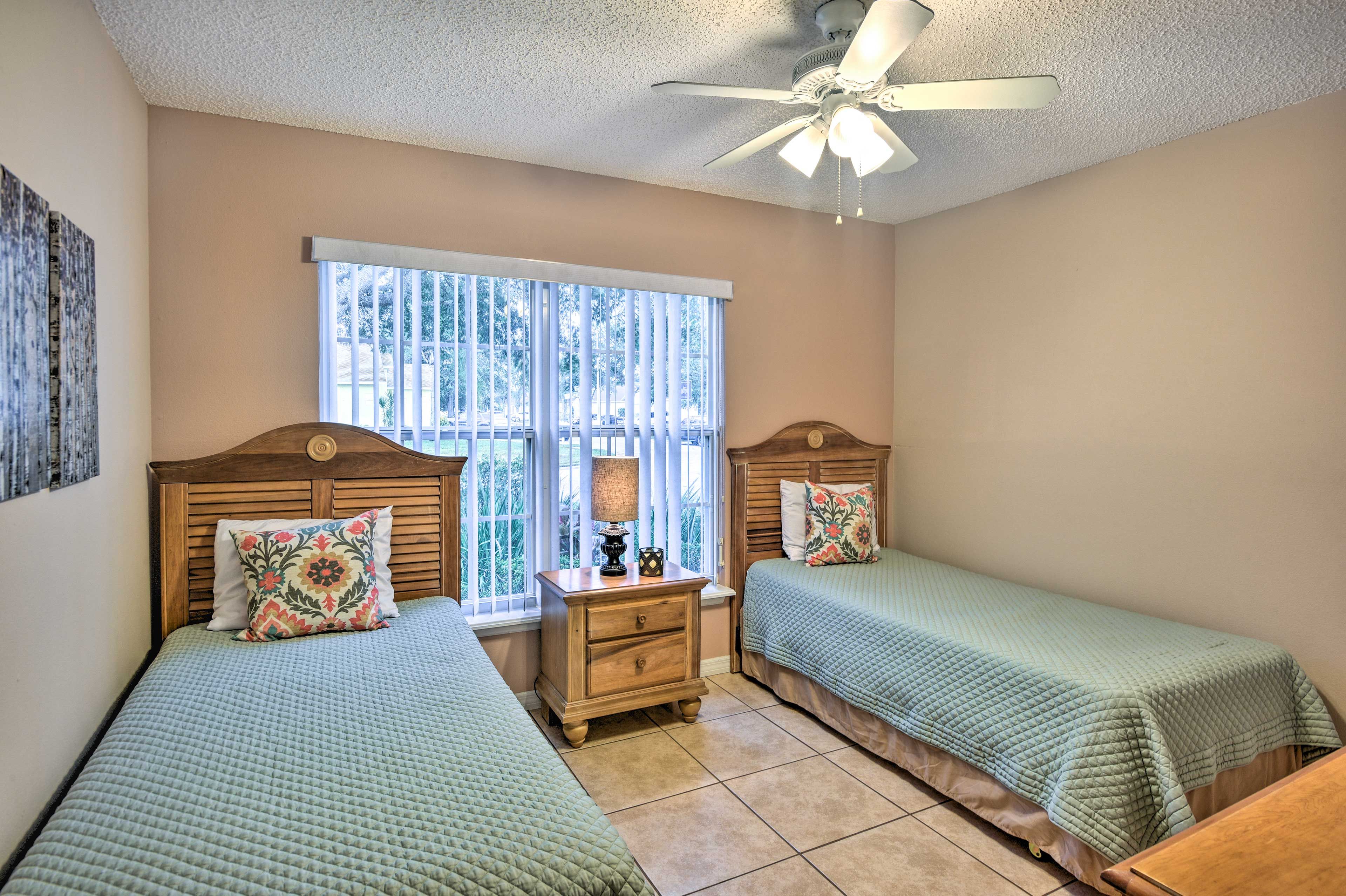 Bedroom 3 | 2 Twin Beds