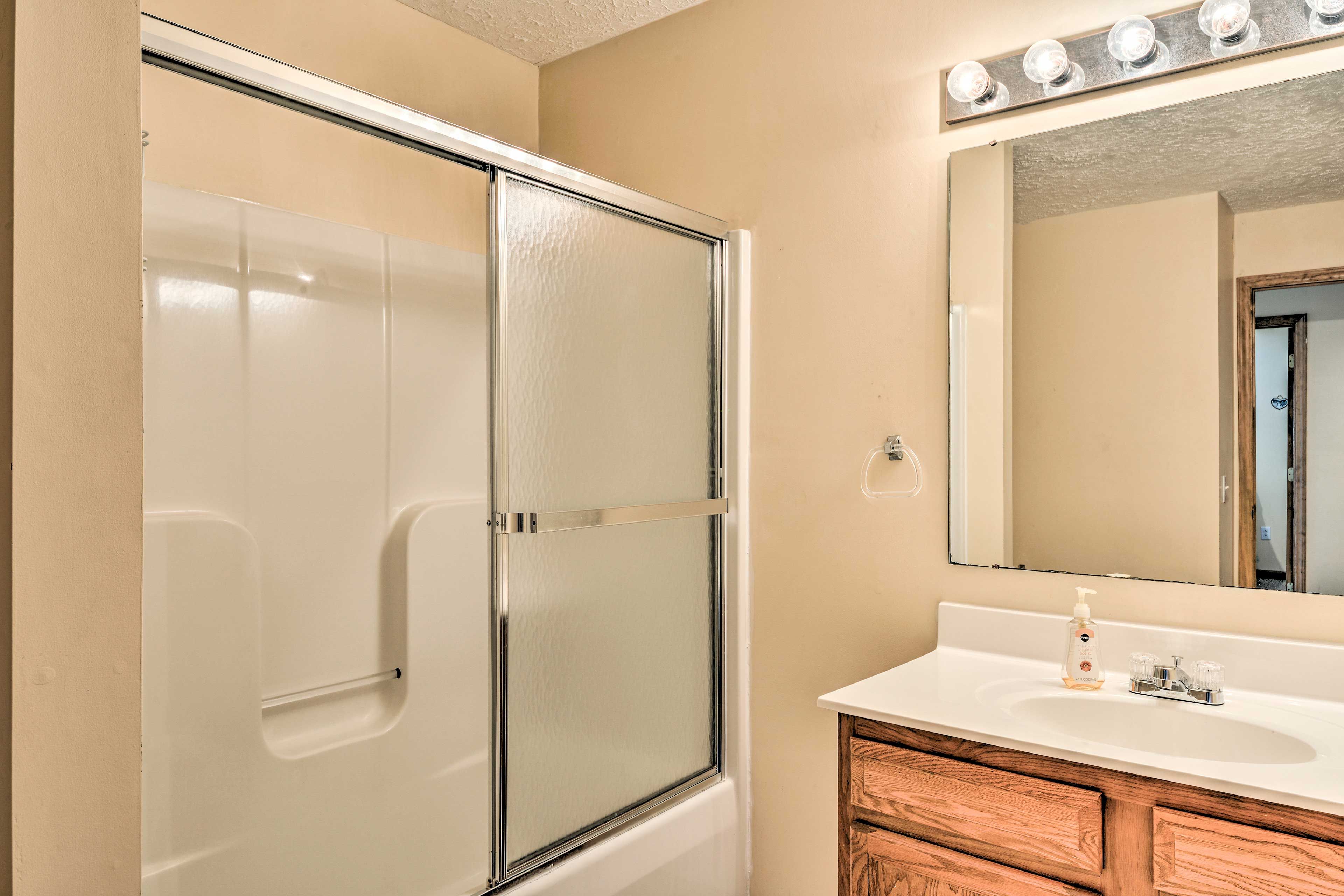 Full Bathroom