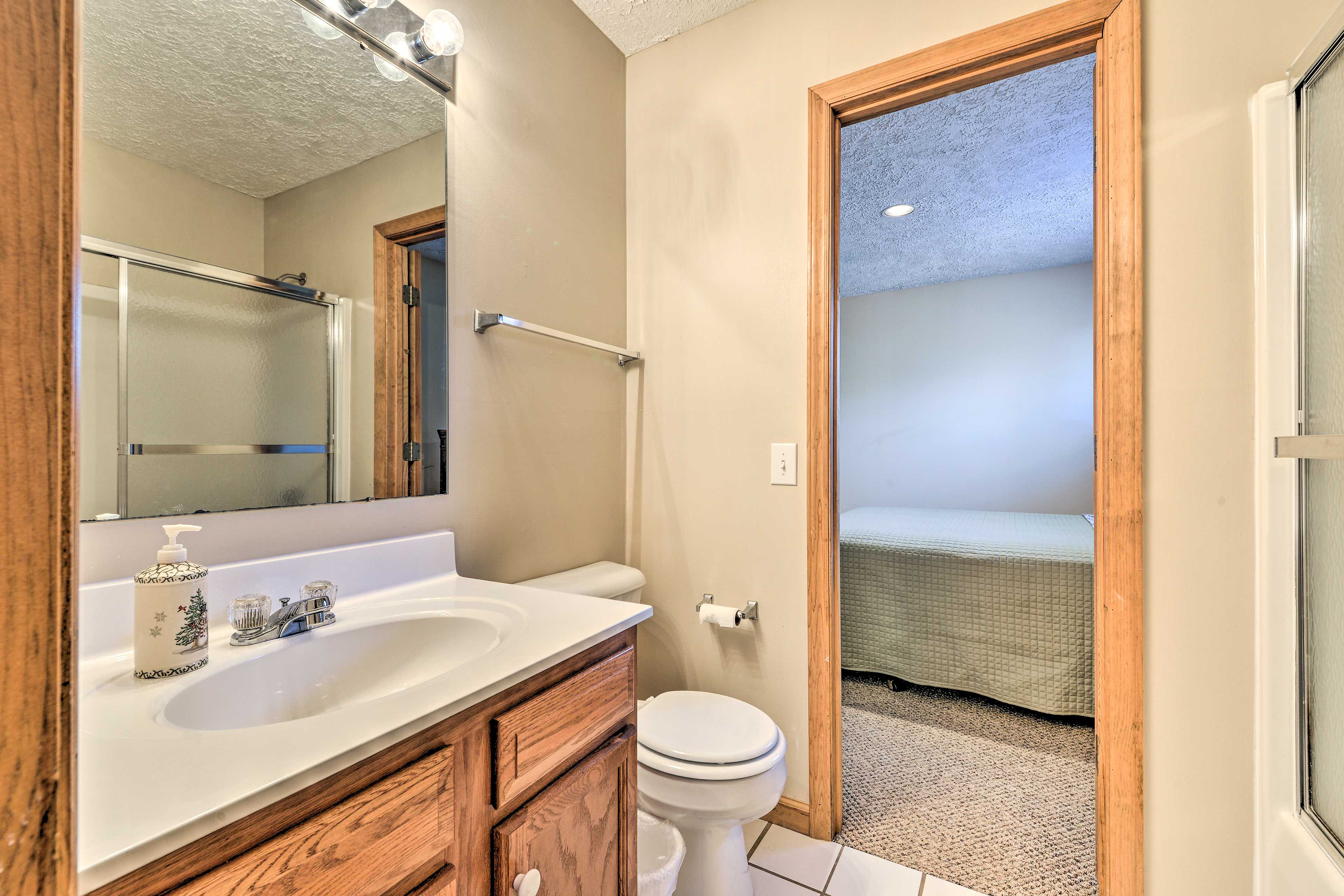 Full Bathroom