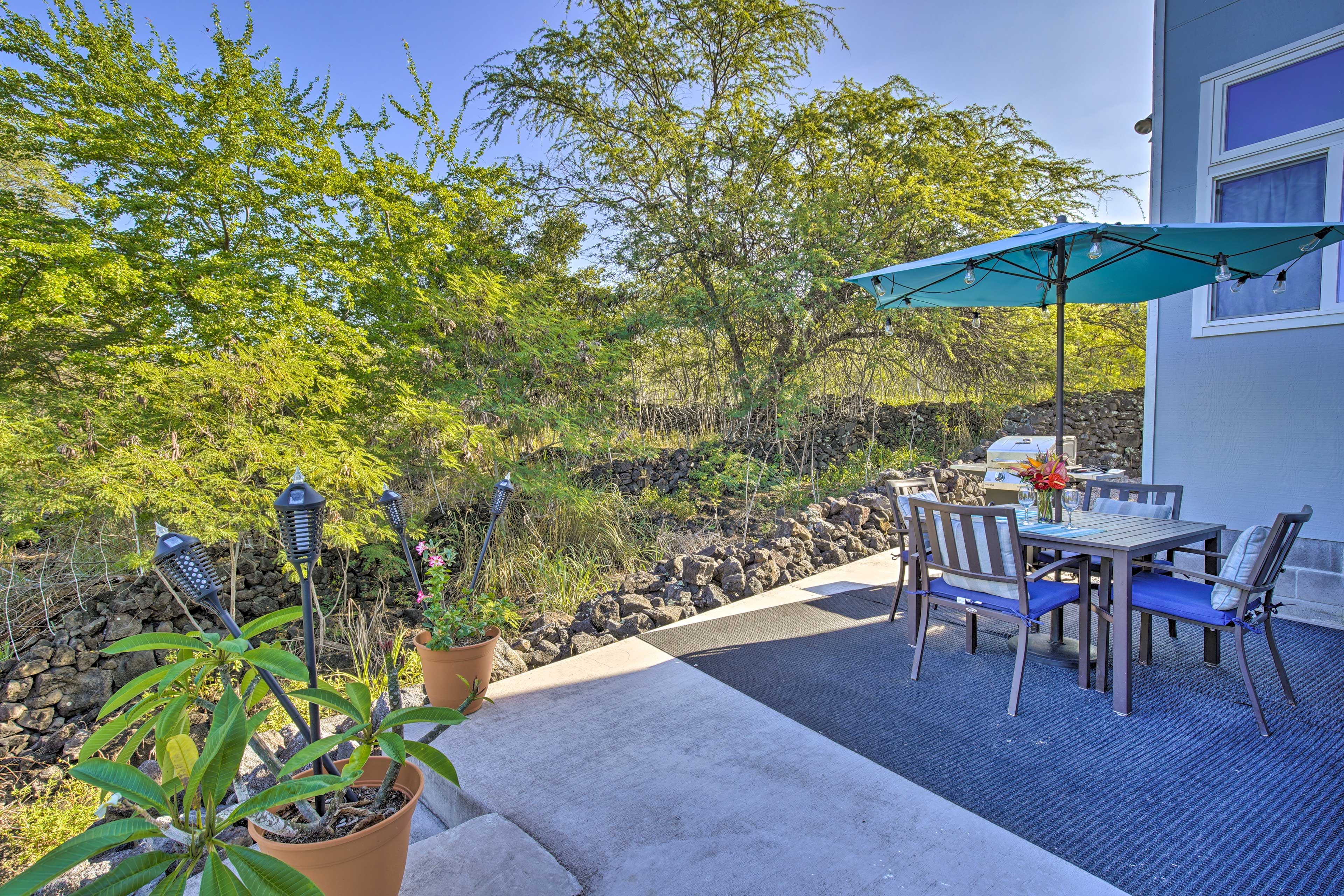 Patio w/ Gas Grill