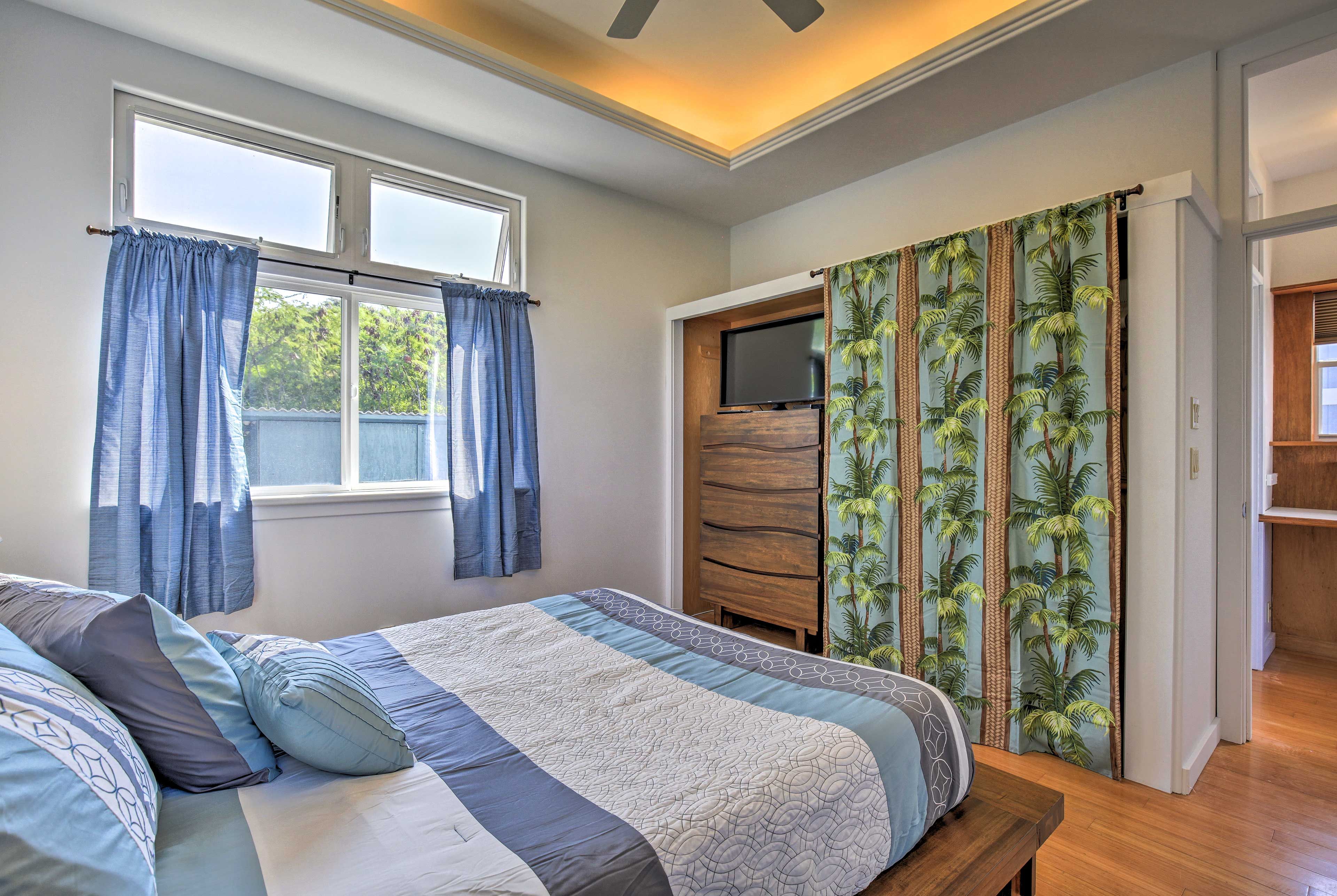 Bedroom | Queen Bed