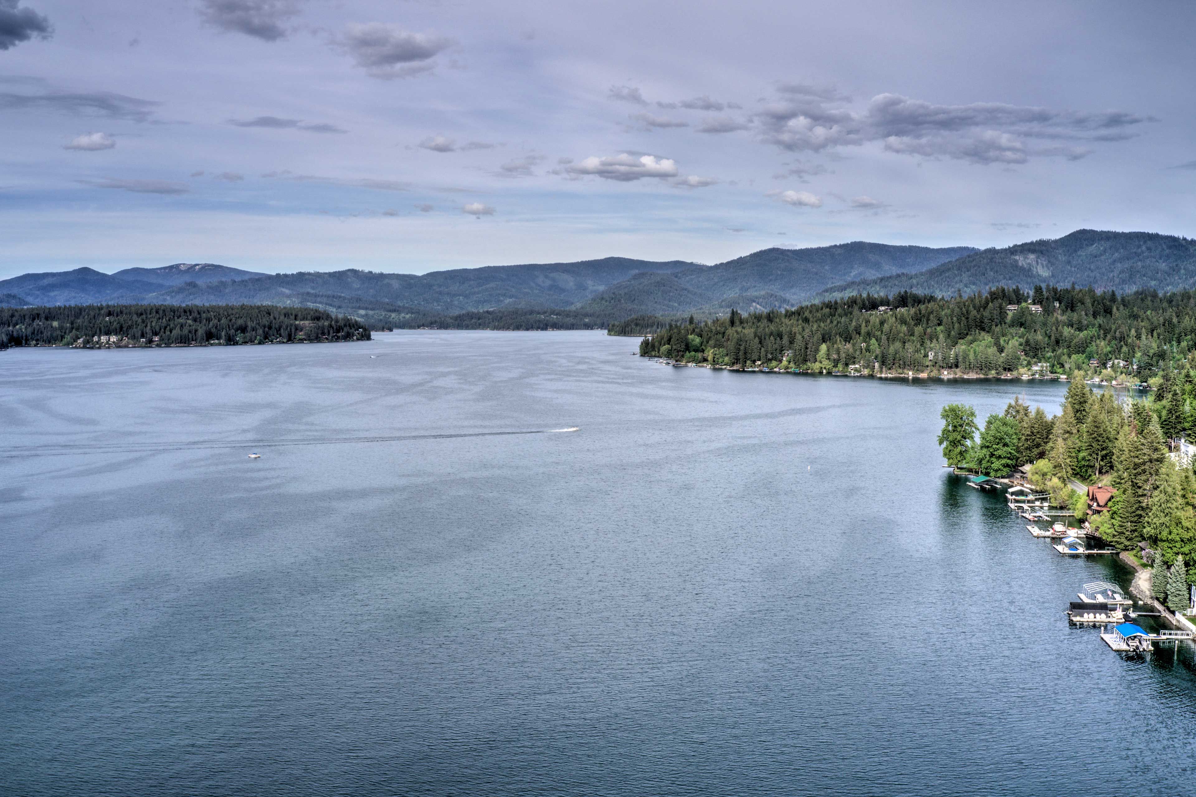 Mountain & Lake Views