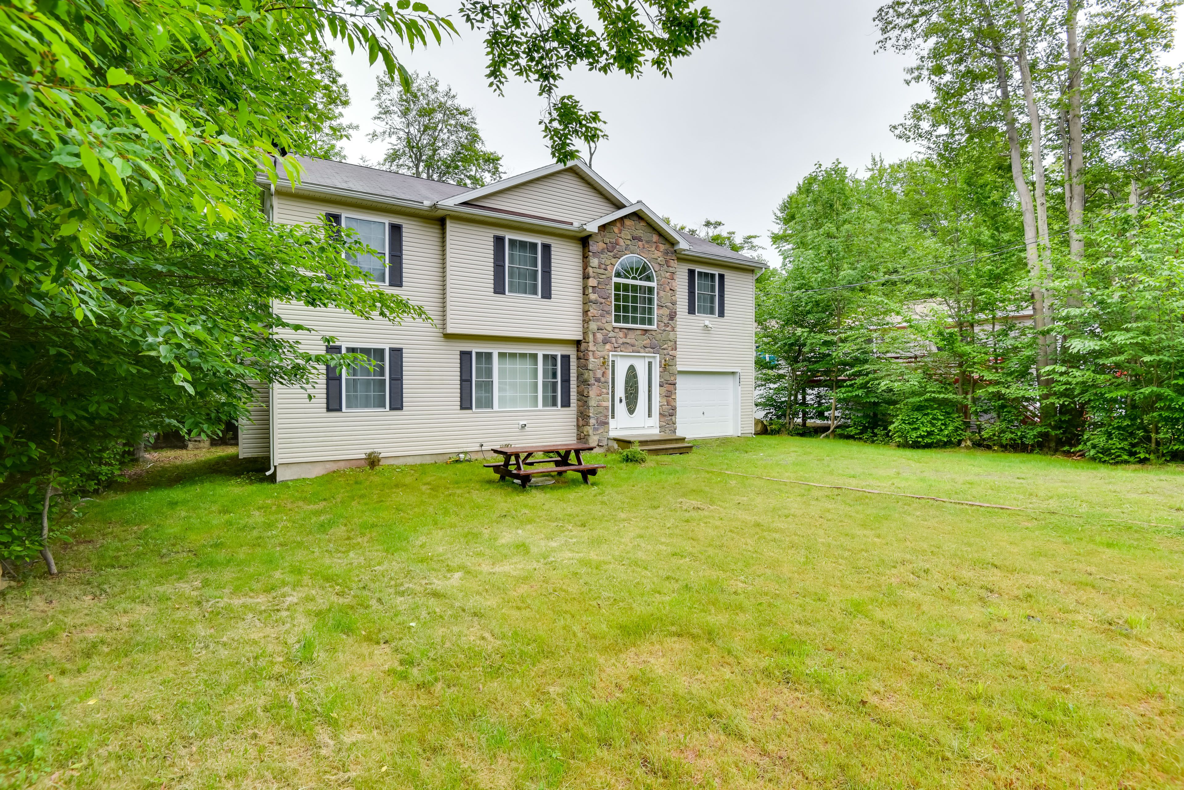 House Exterior | Private Yard