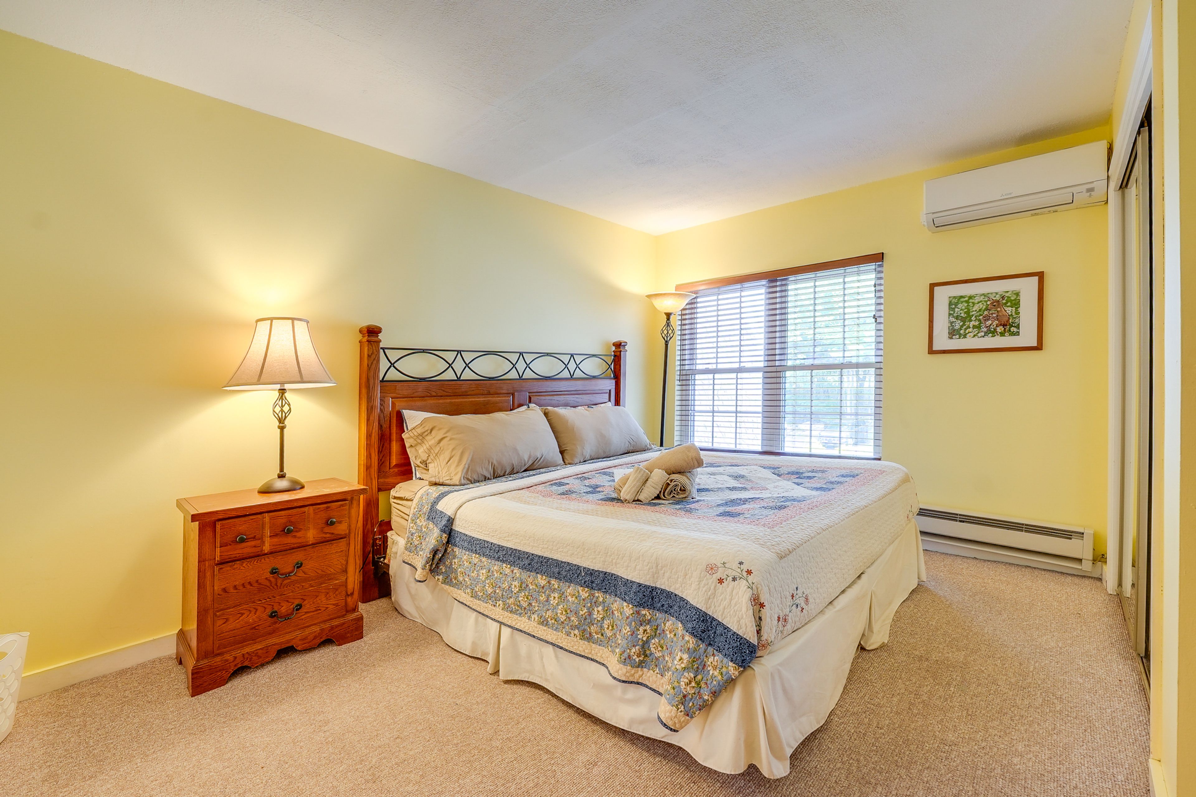 Bedroom 2 | King Bed