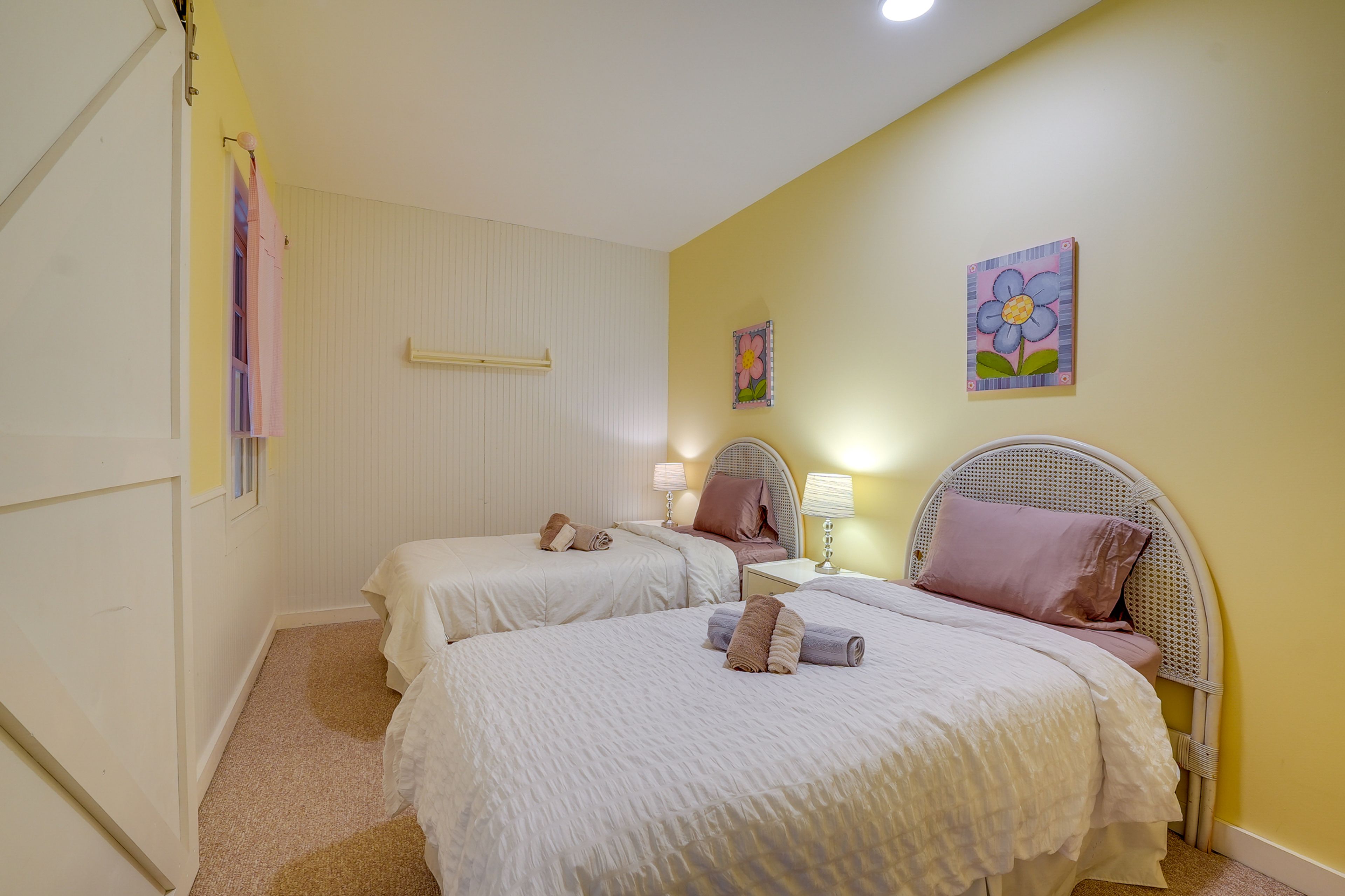 Bedroom 4 | 2 Twin Beds