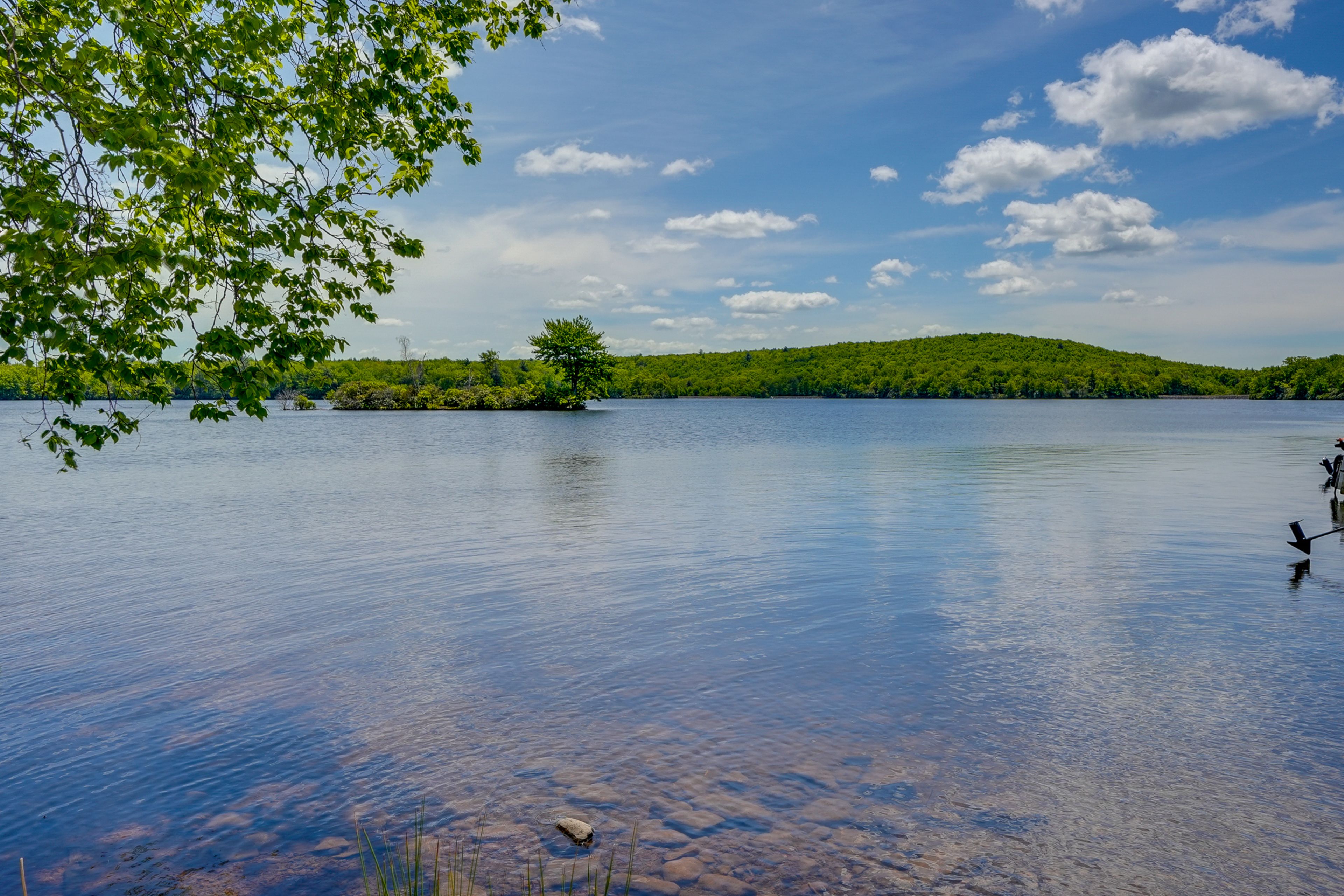 Midlake Community Amenities | Lakefront