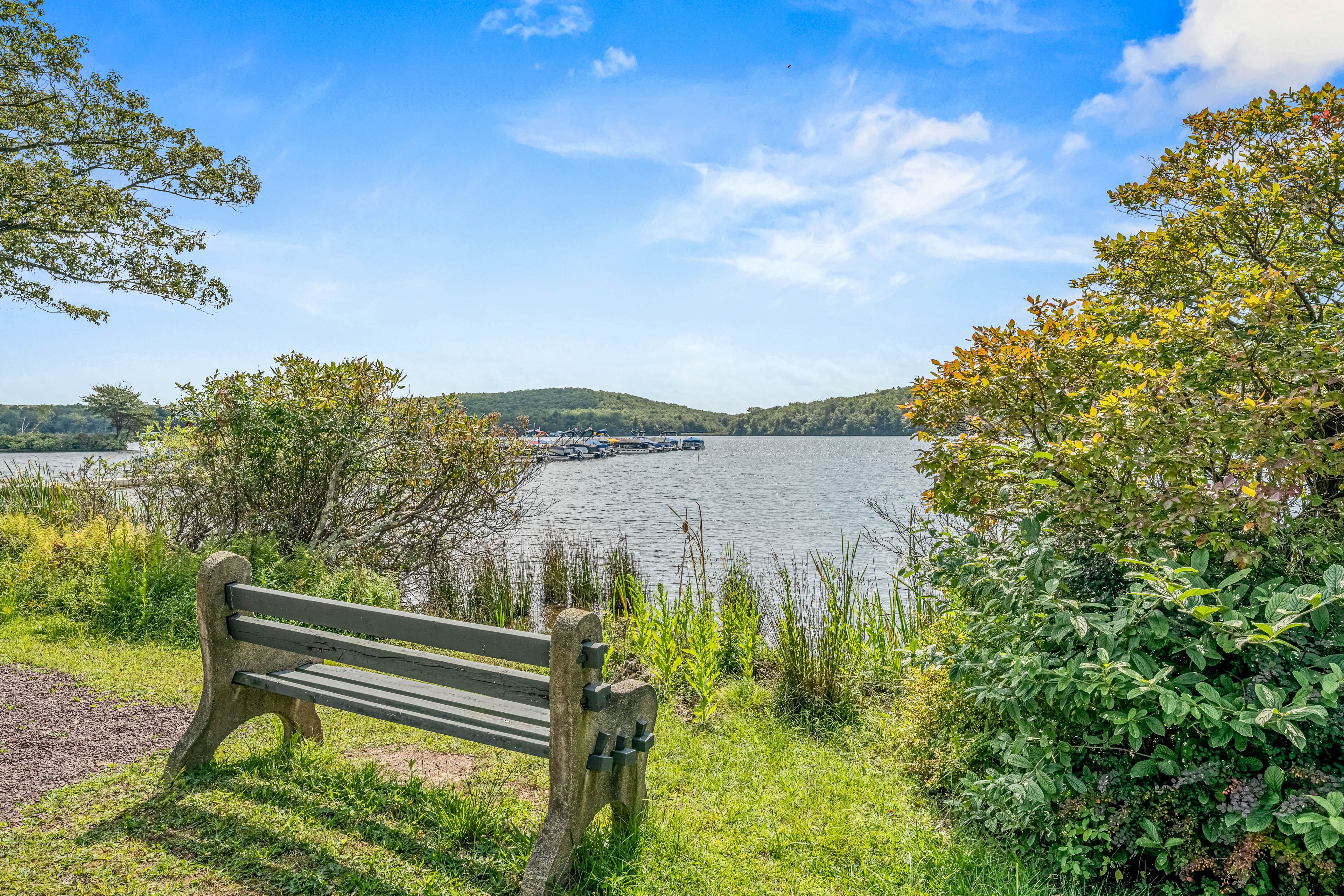 Midlake Community Amenities | Lakefront Trails & Seating Areas