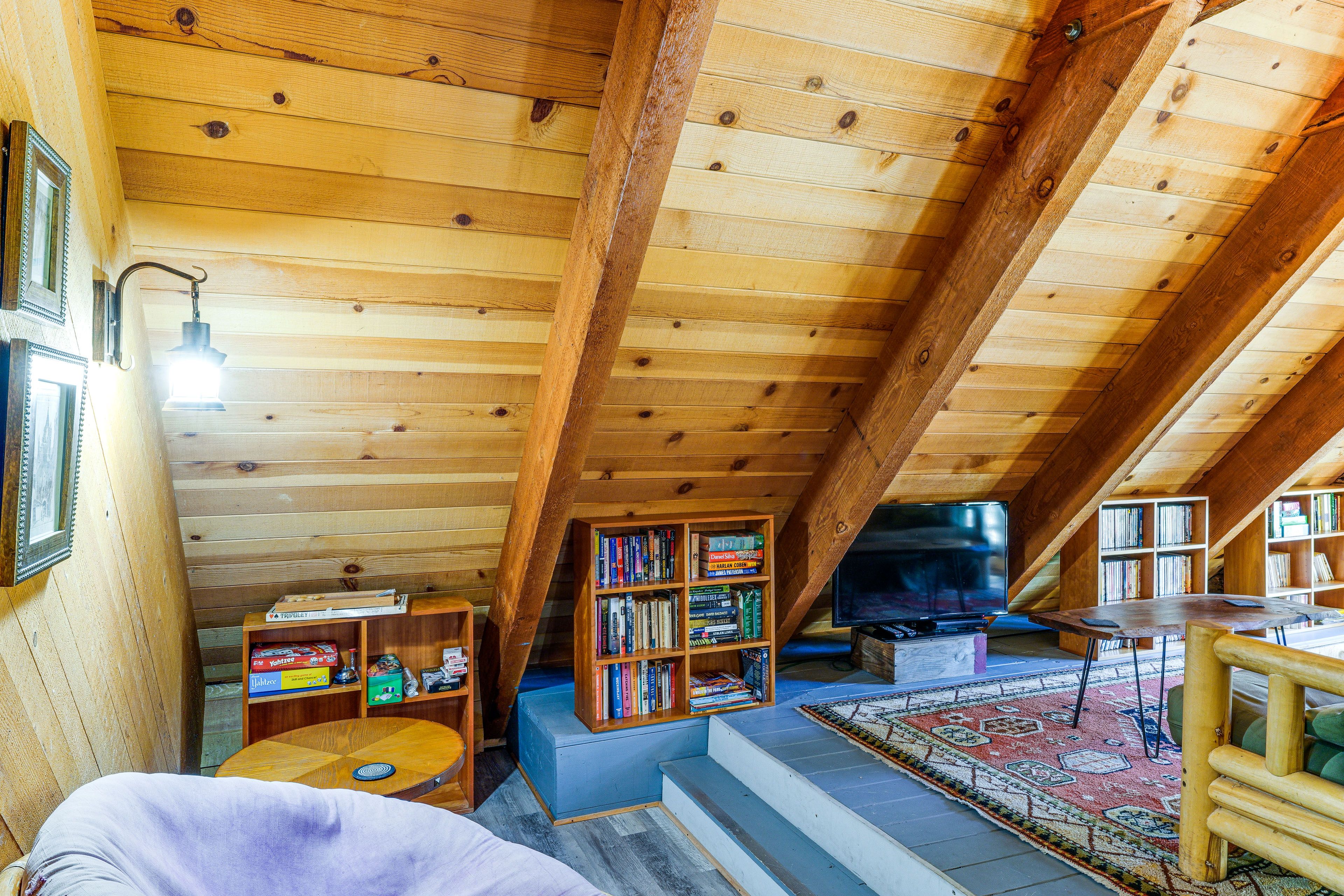 Loft | Full Futon | Upper Level