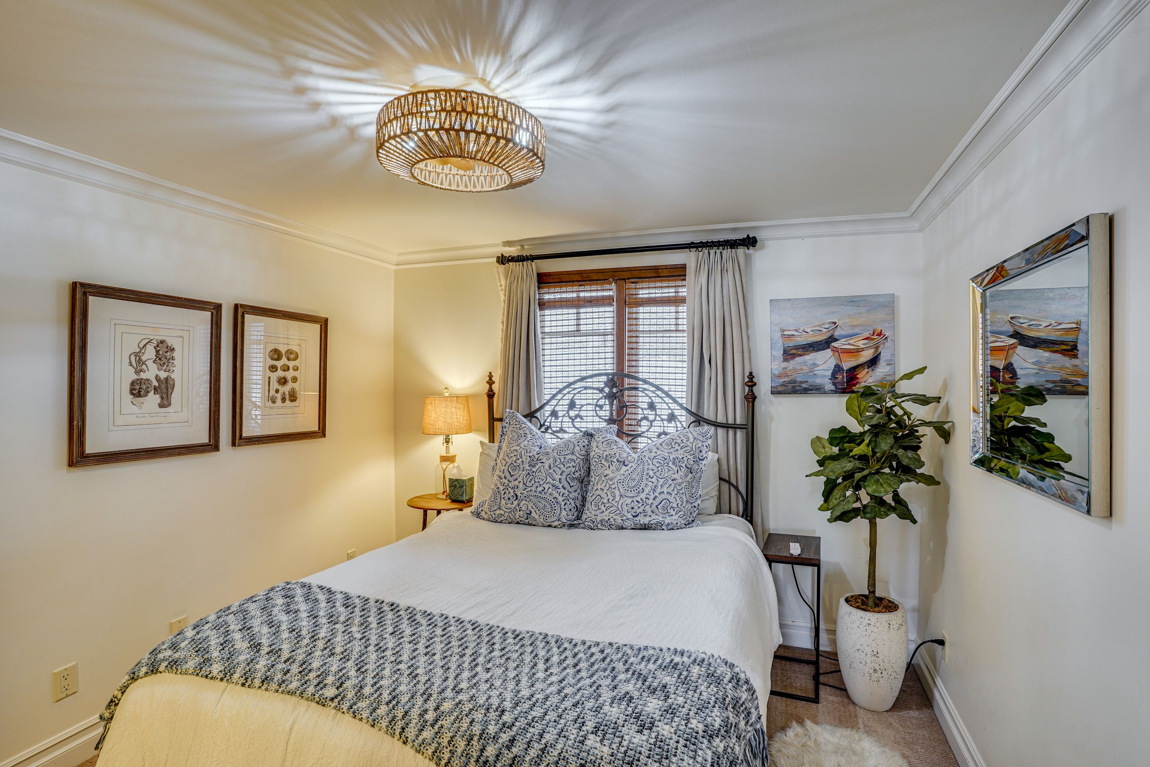 Bedroom 1 | King Bed | Main Level