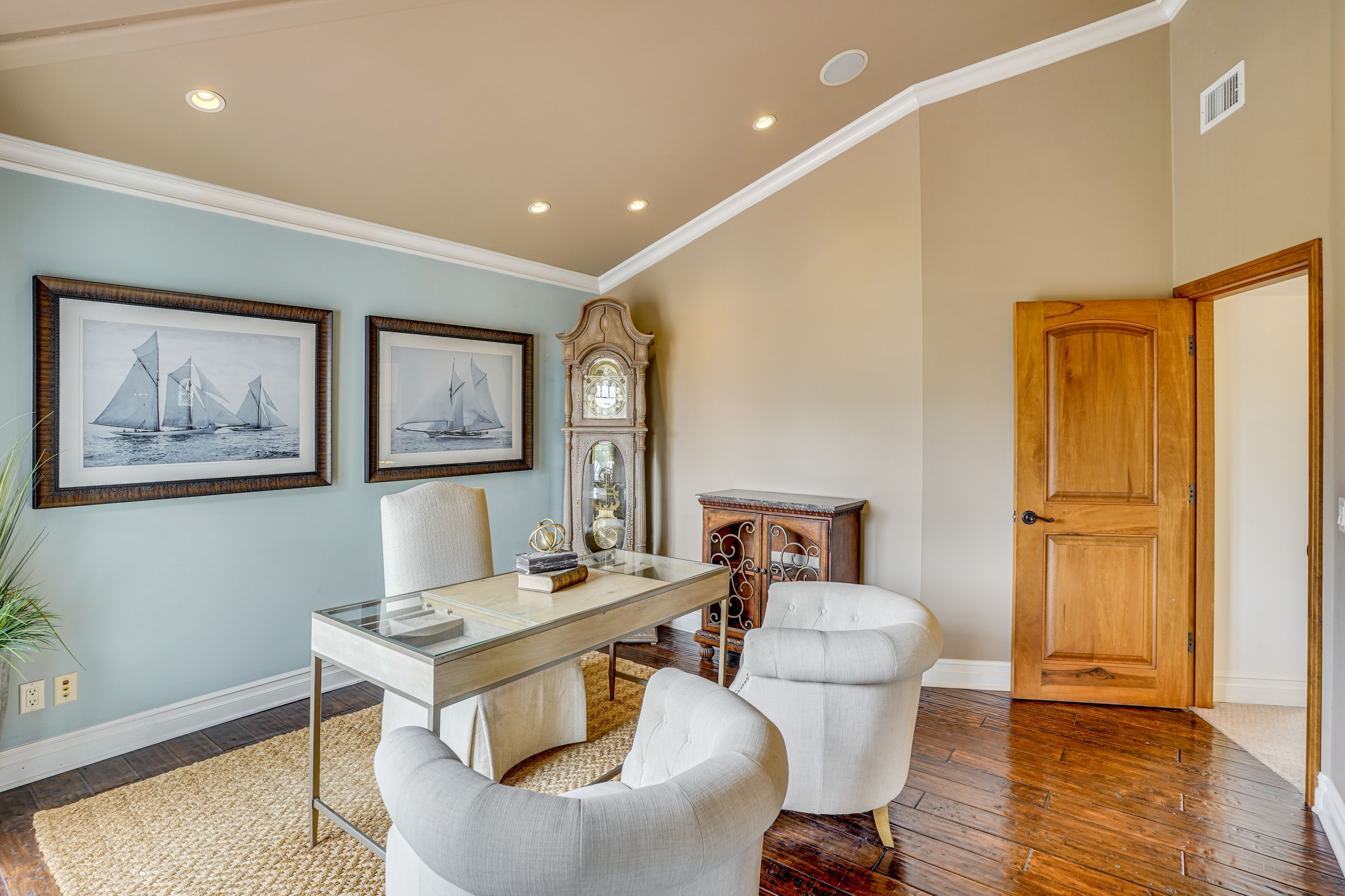 Office | Upper Level