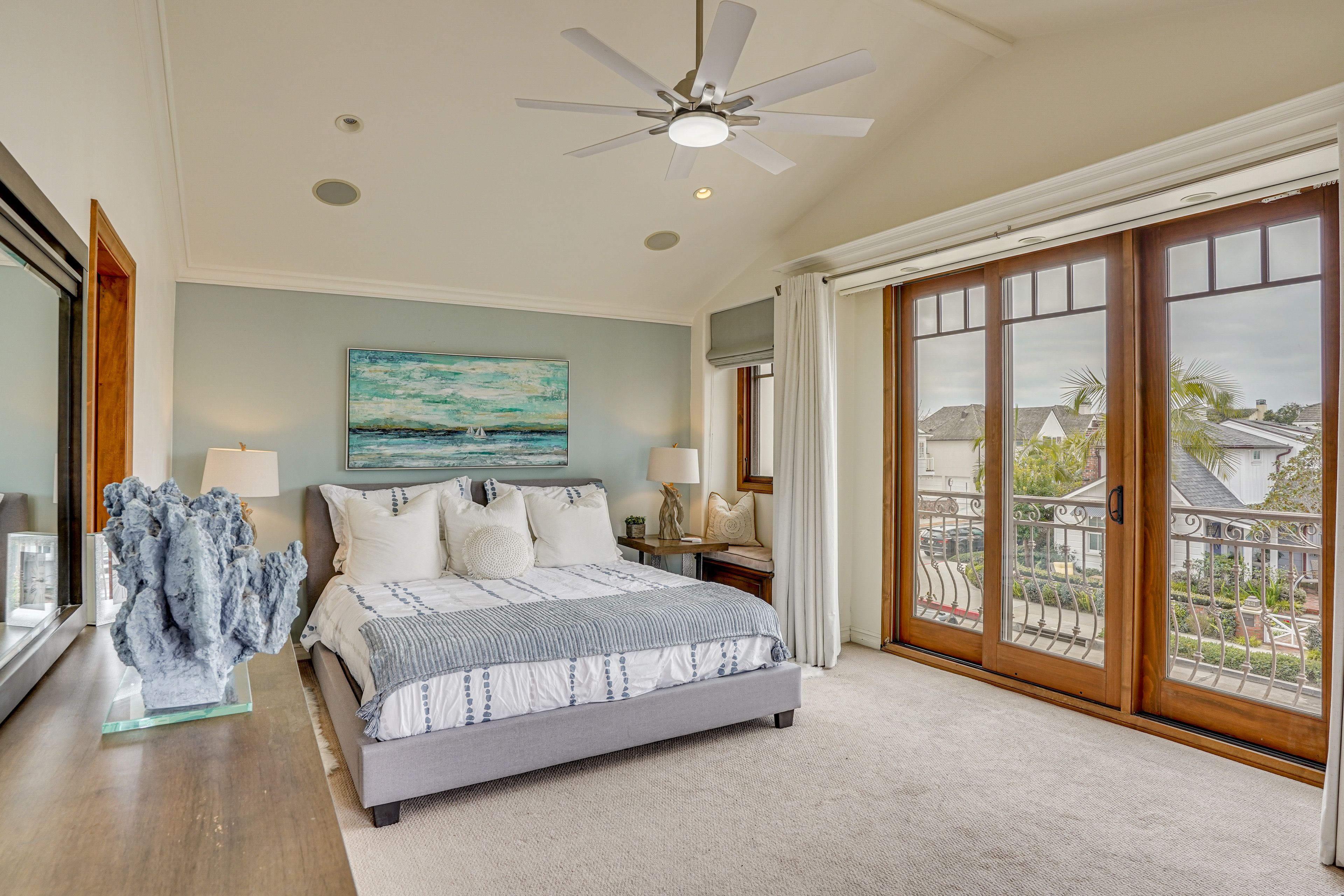 Bedroom 2 | Queen Bed | Upper Level