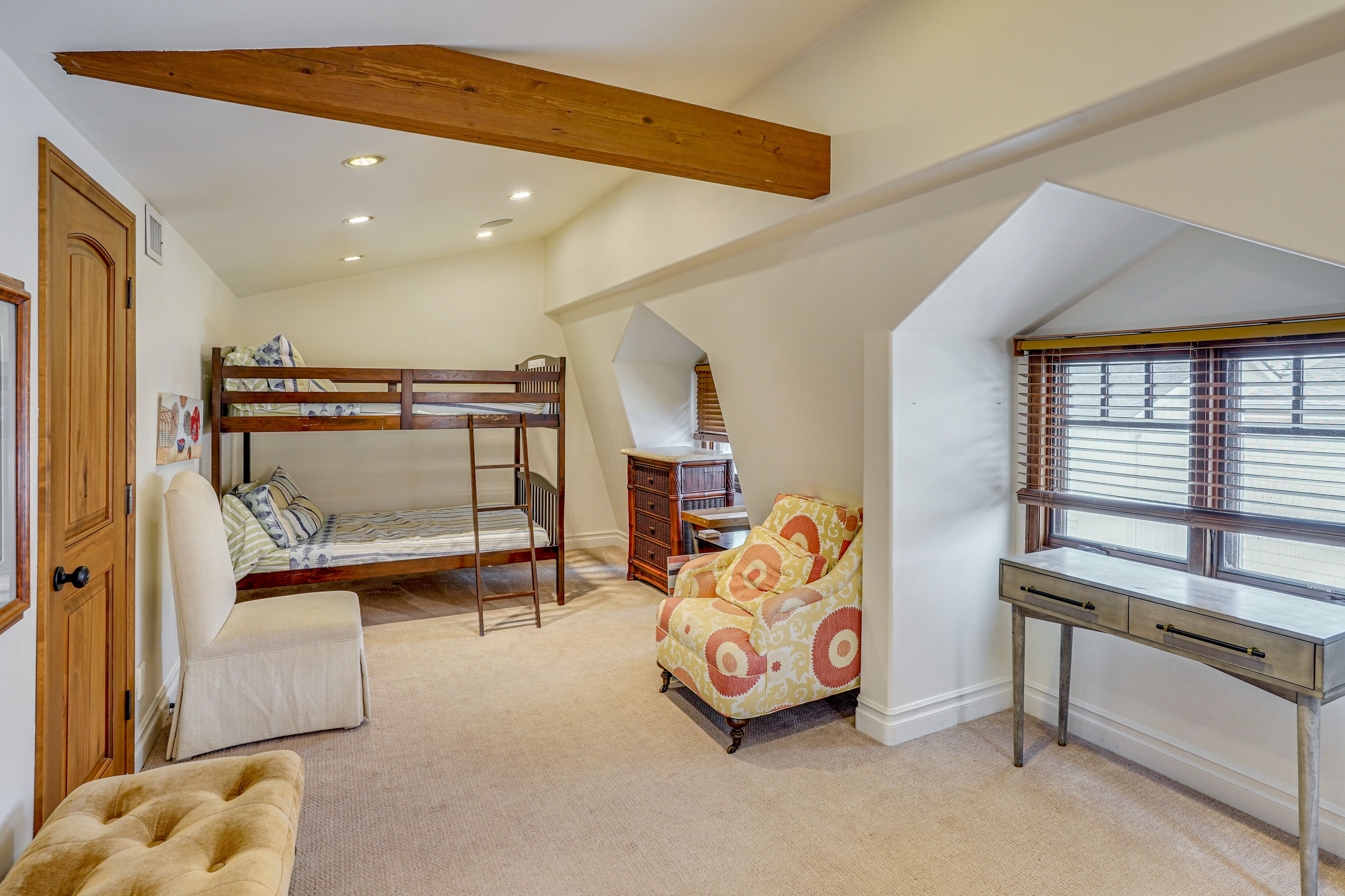 Bedroom 5 | Full Bunk Bed | Top Level