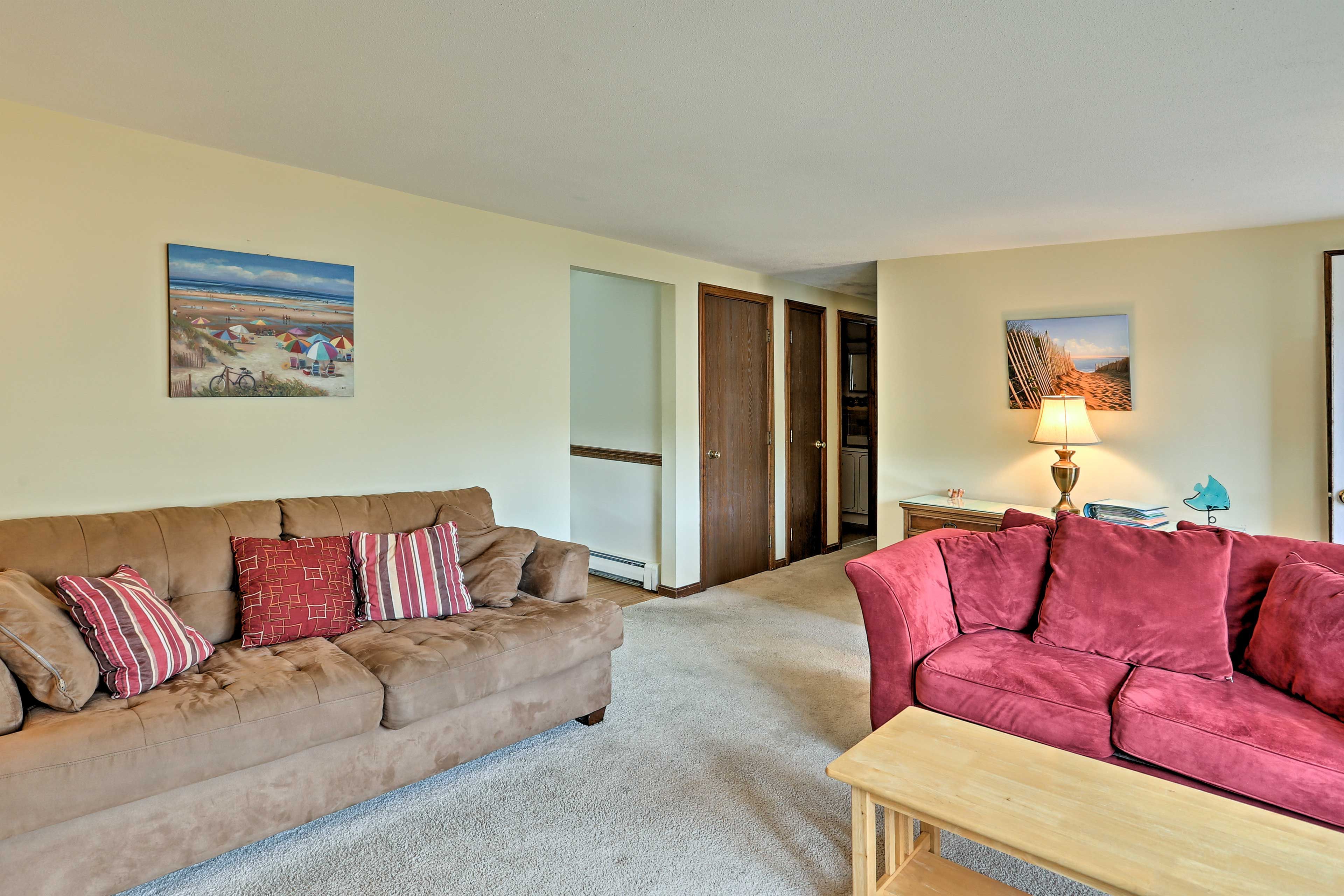Cuddle up on the 2 comfy couches.