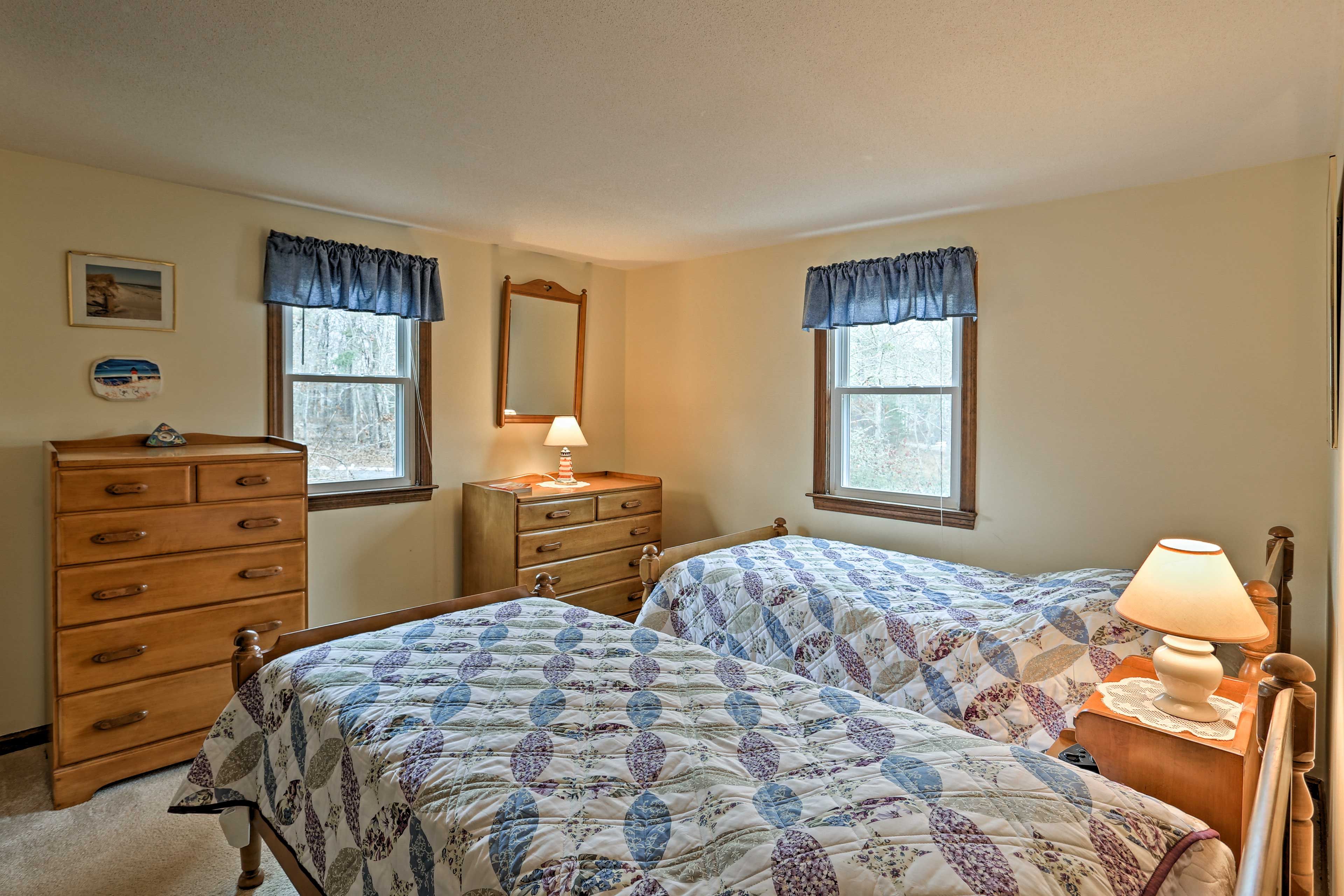 This bedroom hosts 2 twin beds, ideal for friends or siblings.