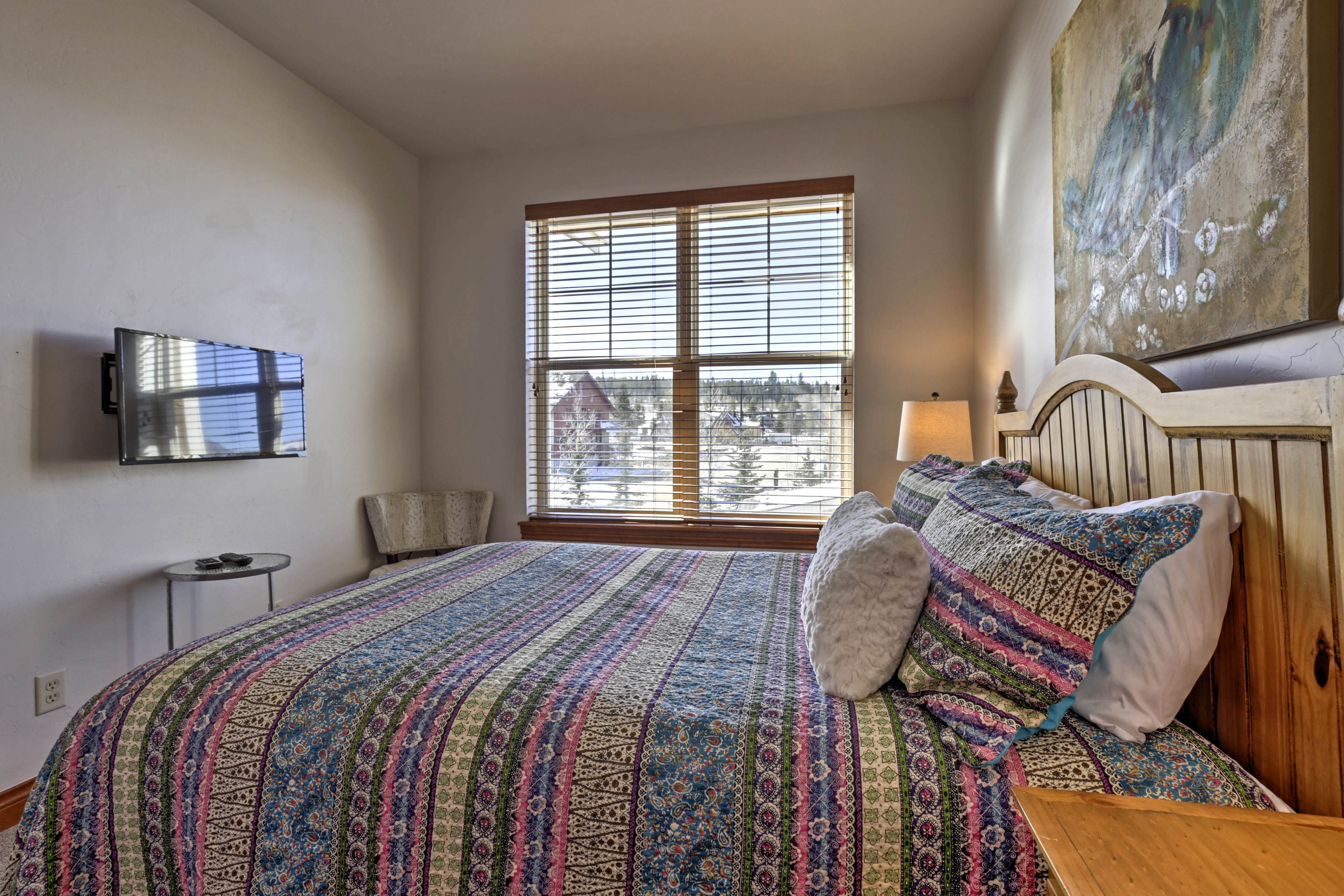 Drift off to sleep while your favorite show plays on the flat-screen TV.