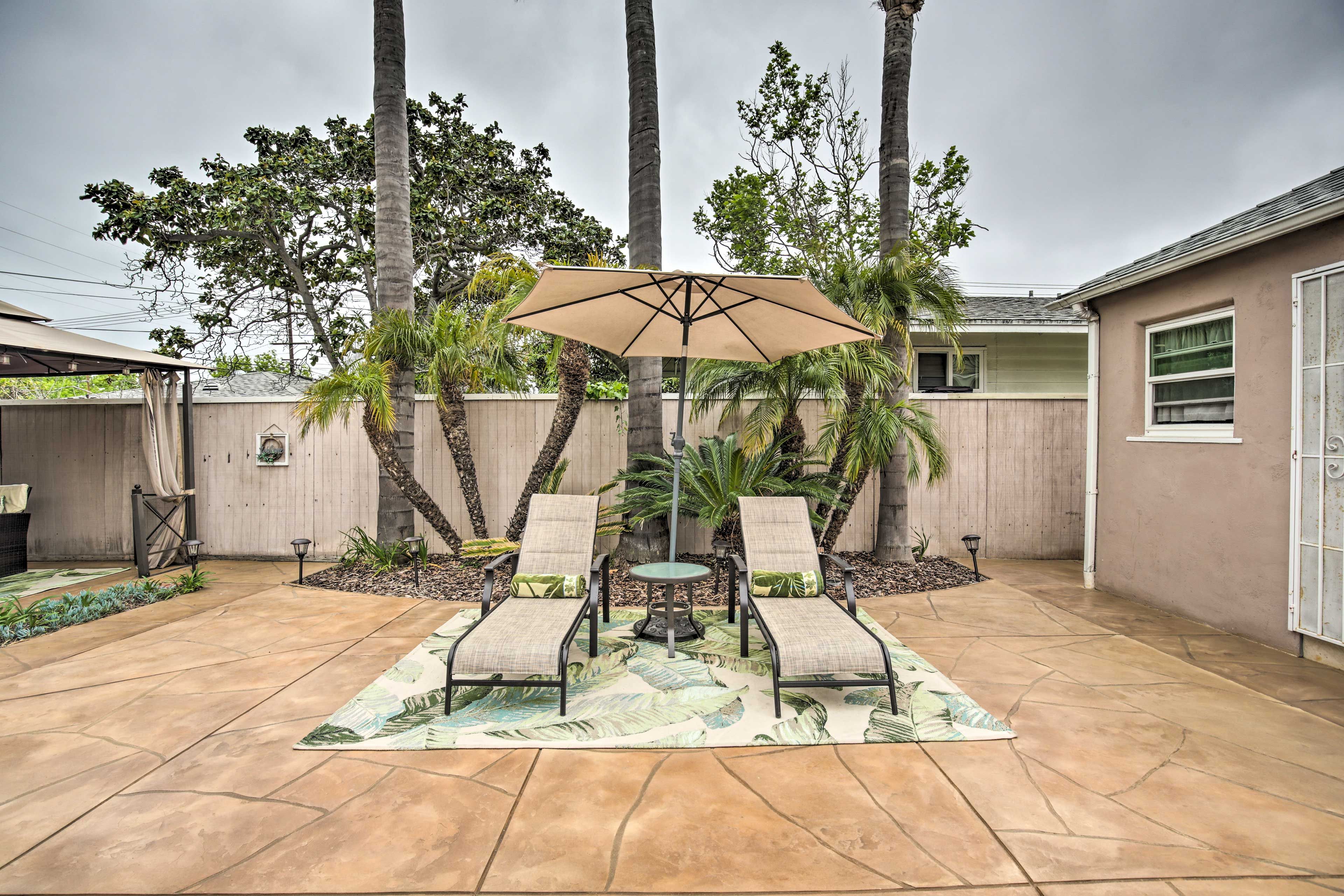 Backyard | Furnished Patio