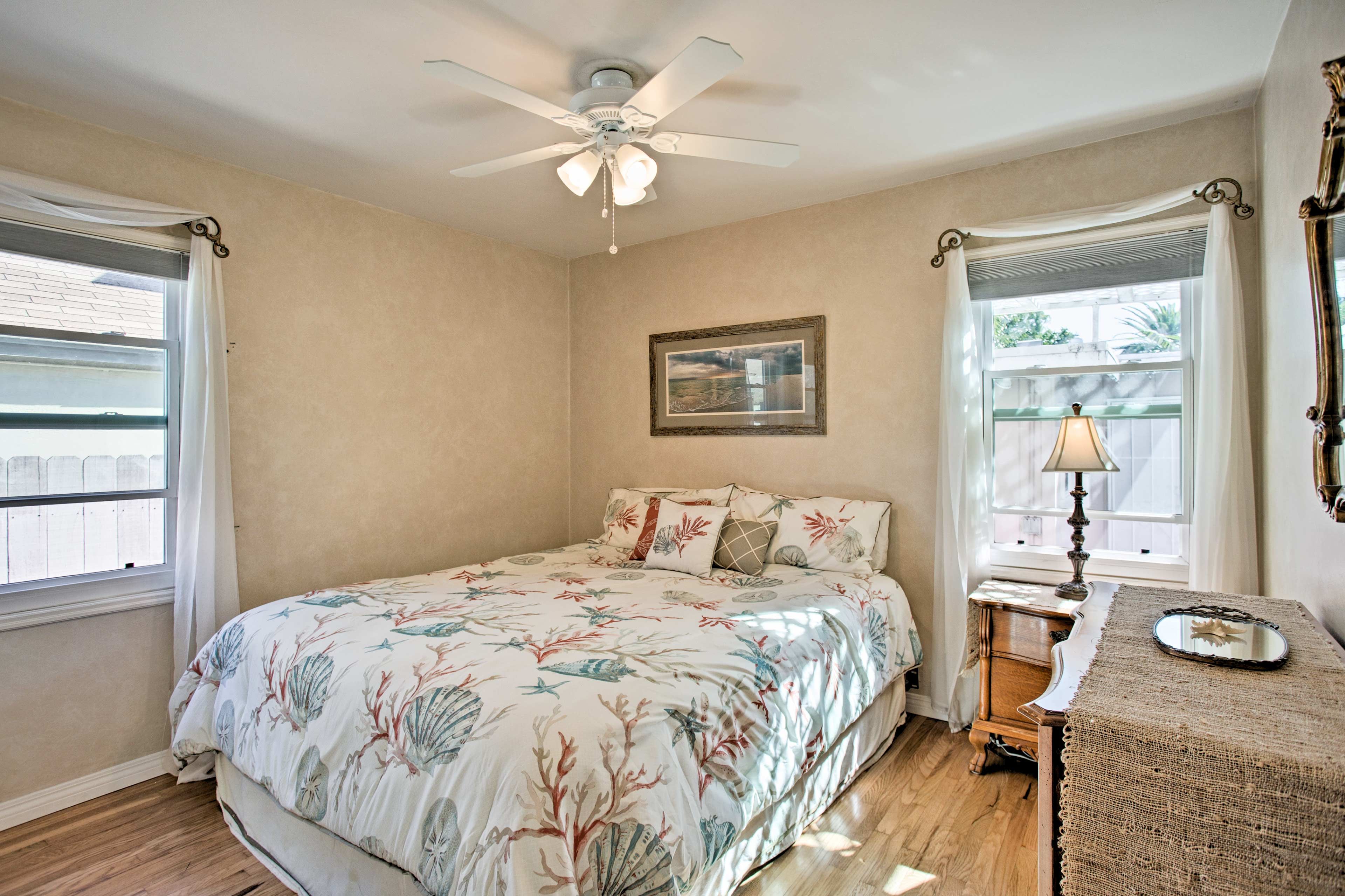 Bedroom 1 | King Bed