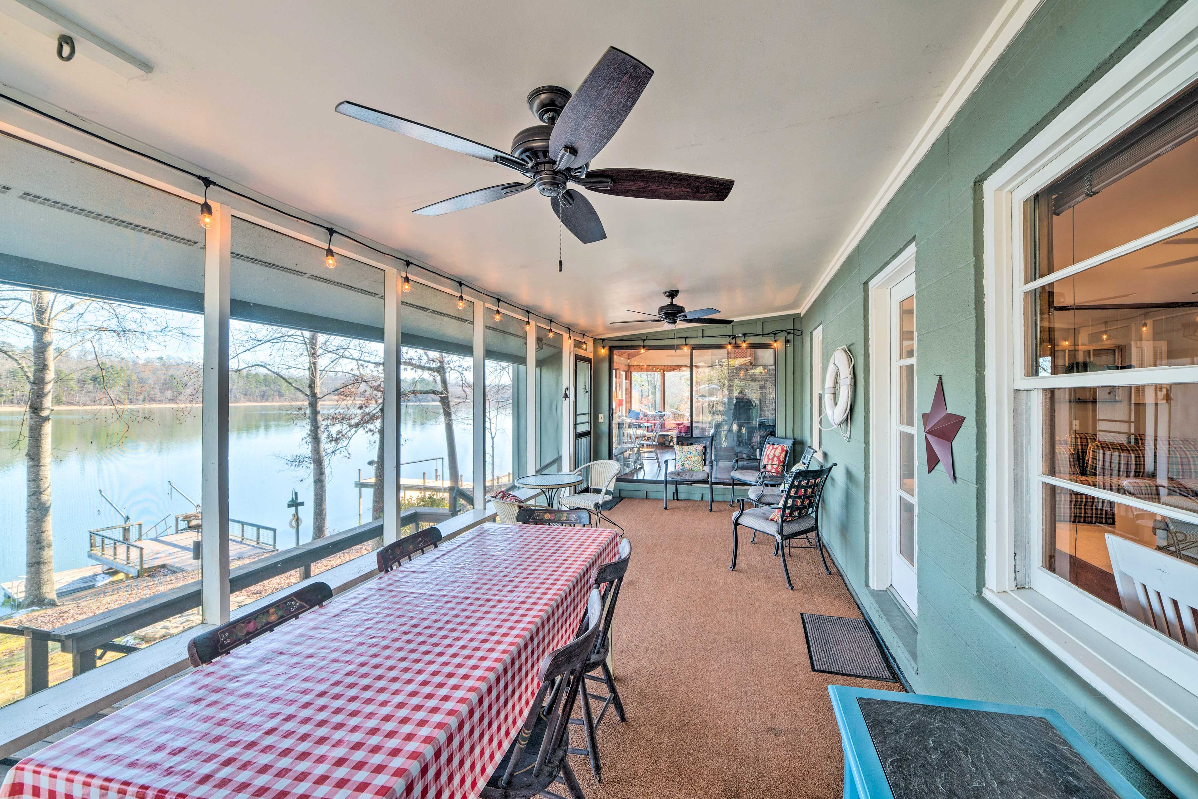 Sunroom | Dining Area