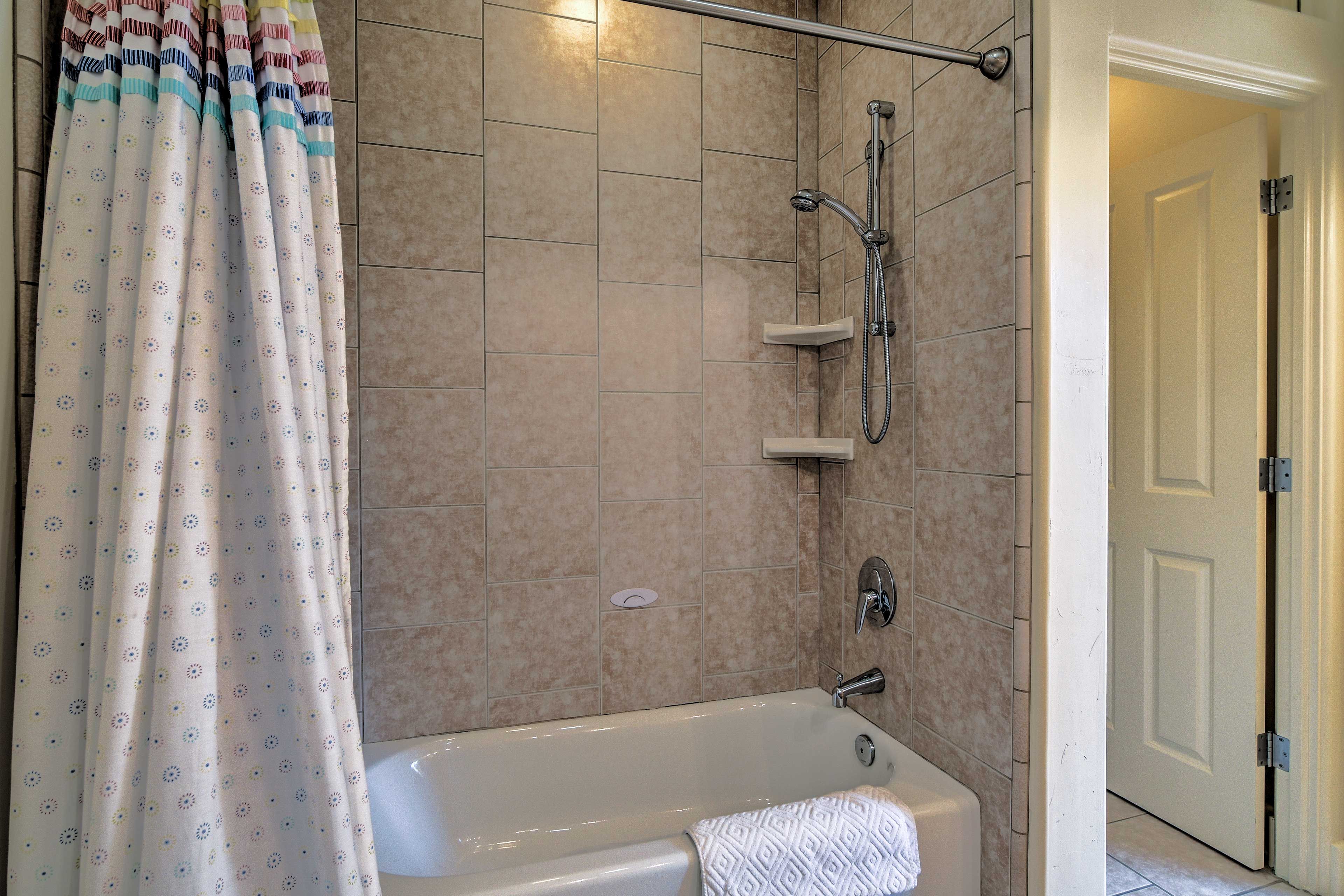Full Bathroom
