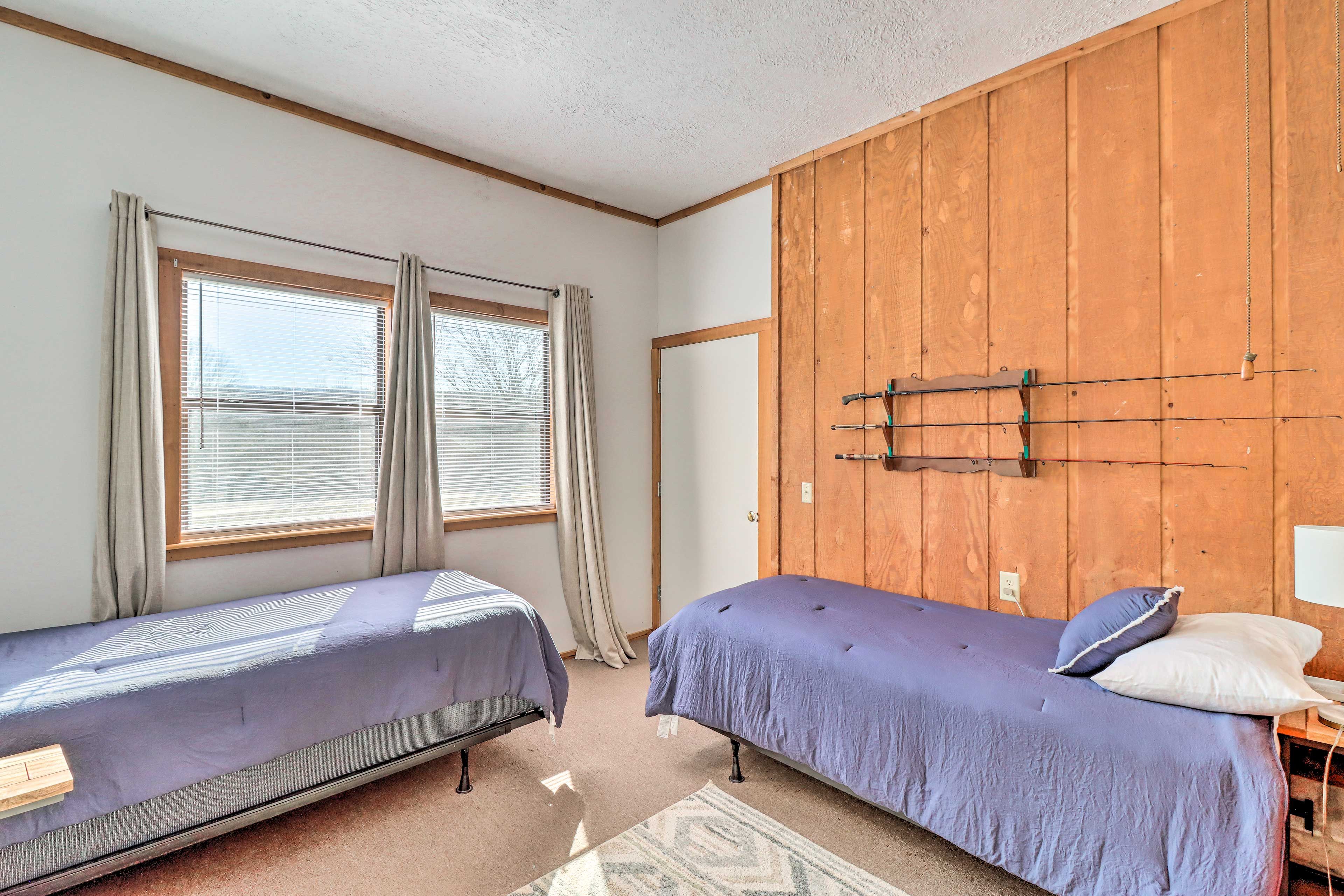 Bedroom 3 | 2 Twin Beds