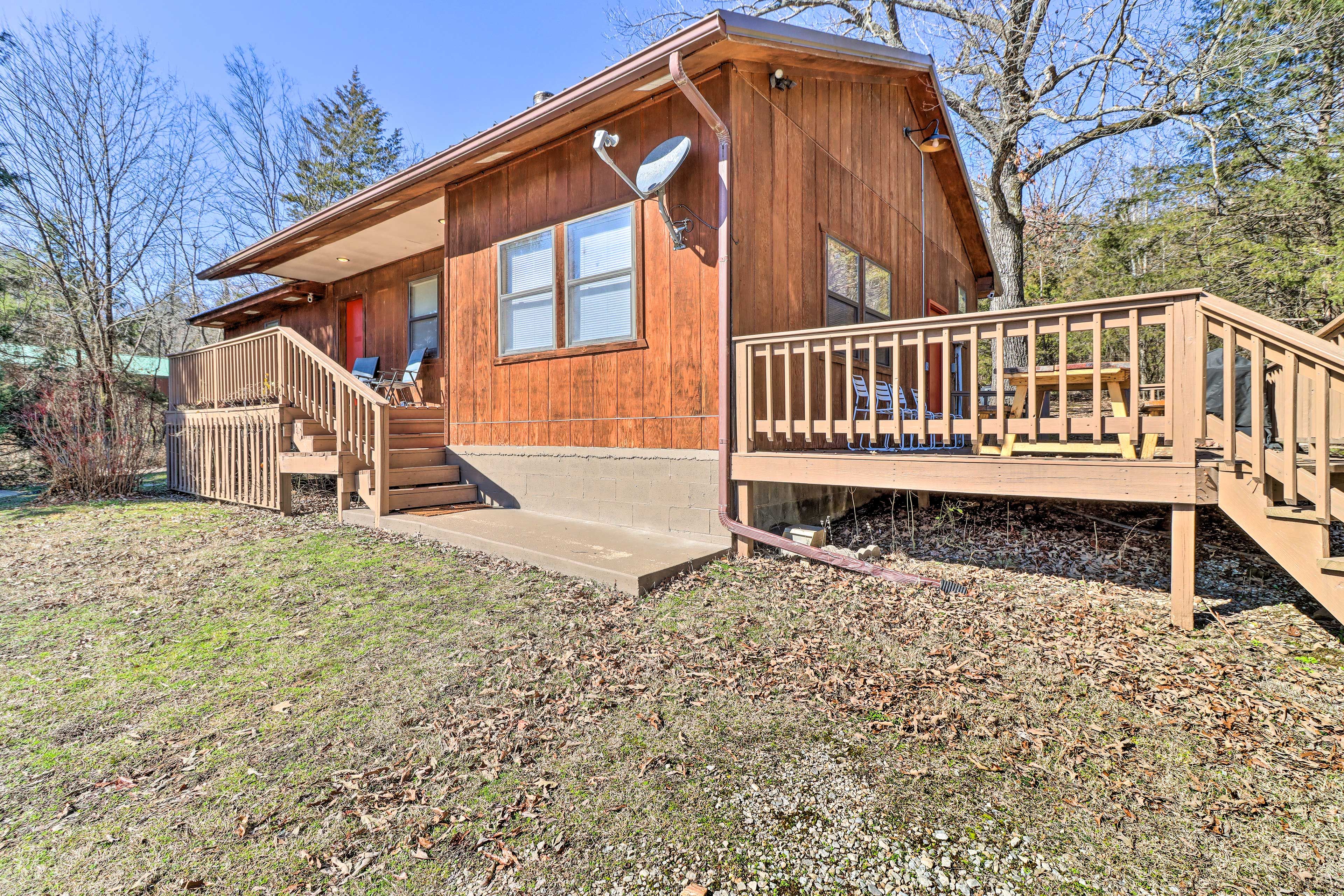 Home Exterior | Keyless Entry | Walk to White River