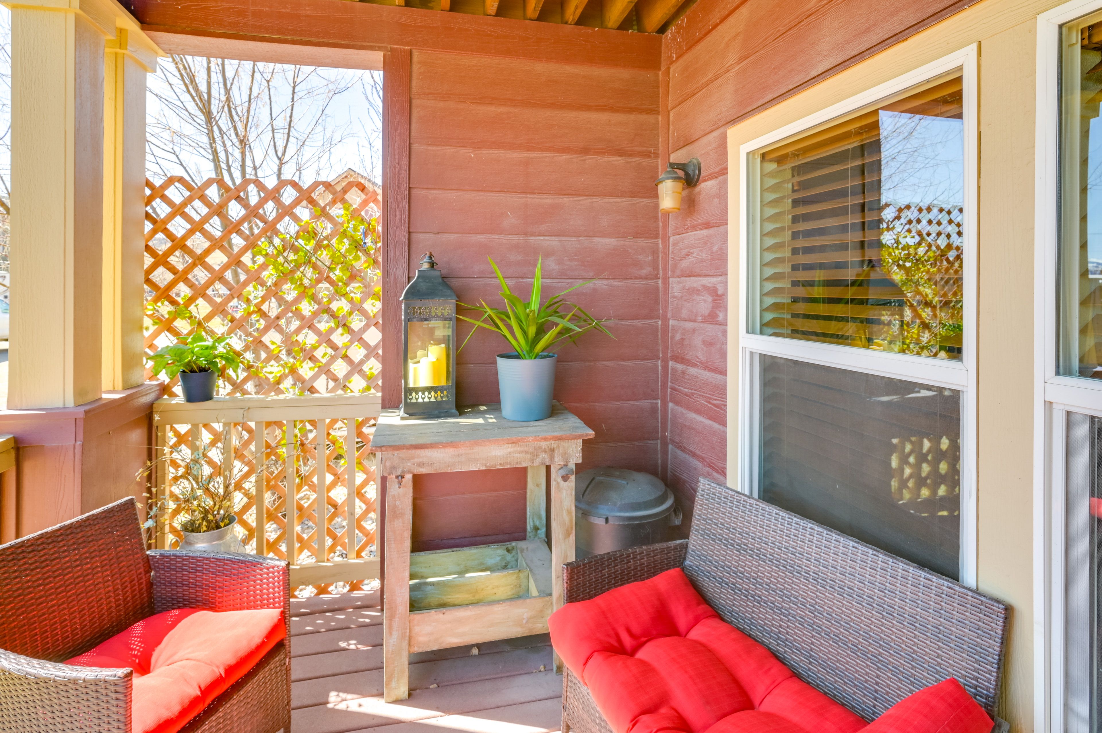 Balcony | Outdoor Seating | Gas Grill